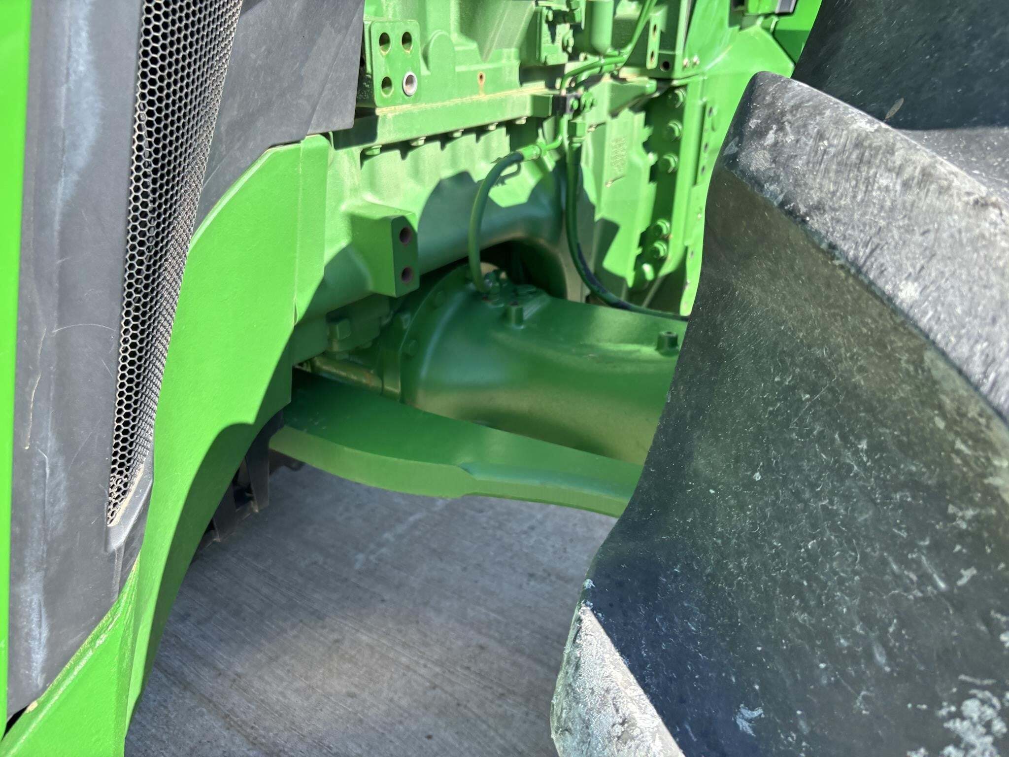 2022 John Deere 8R 340 Tractor