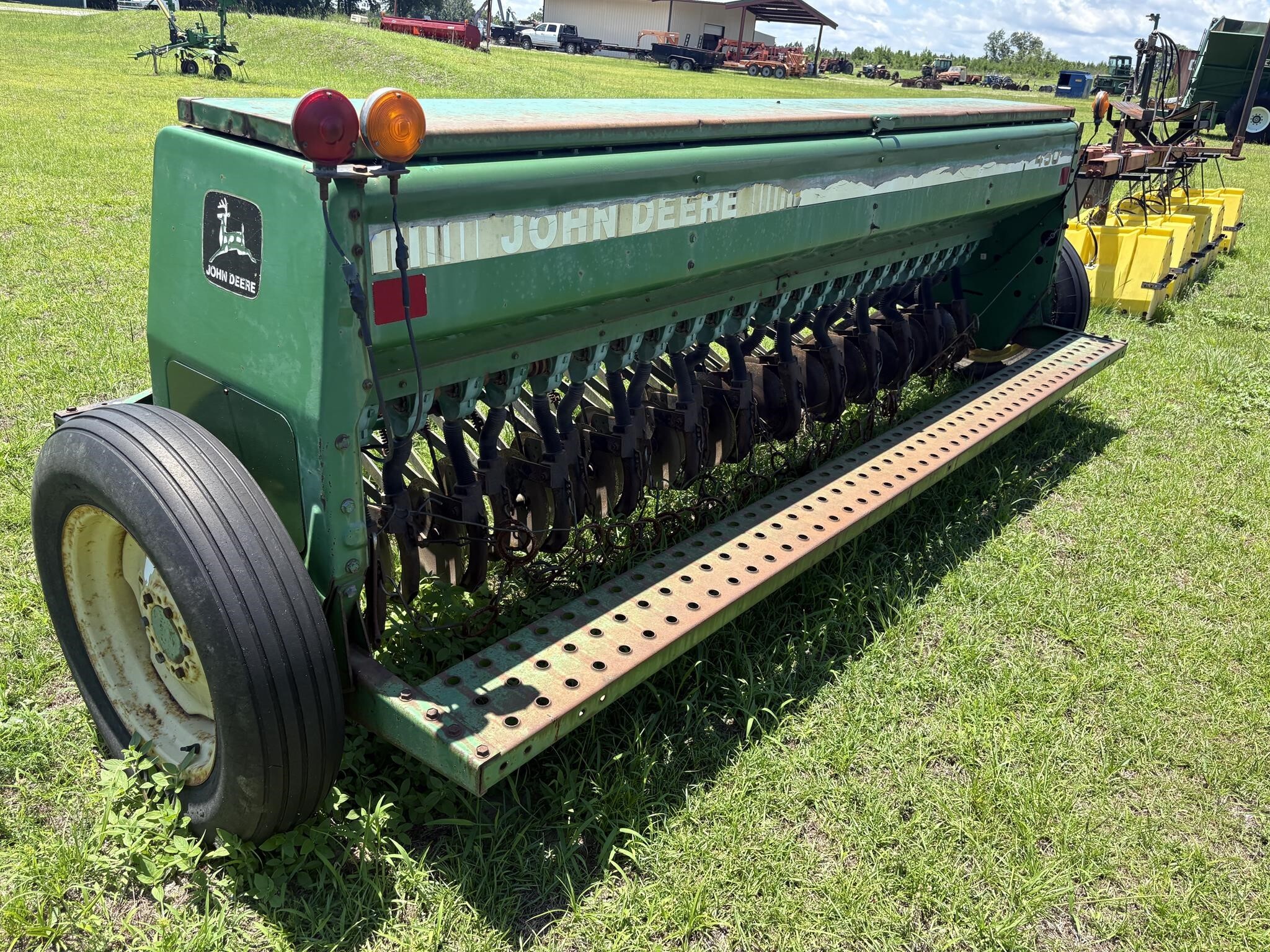 1993 John Deere 450 Drill