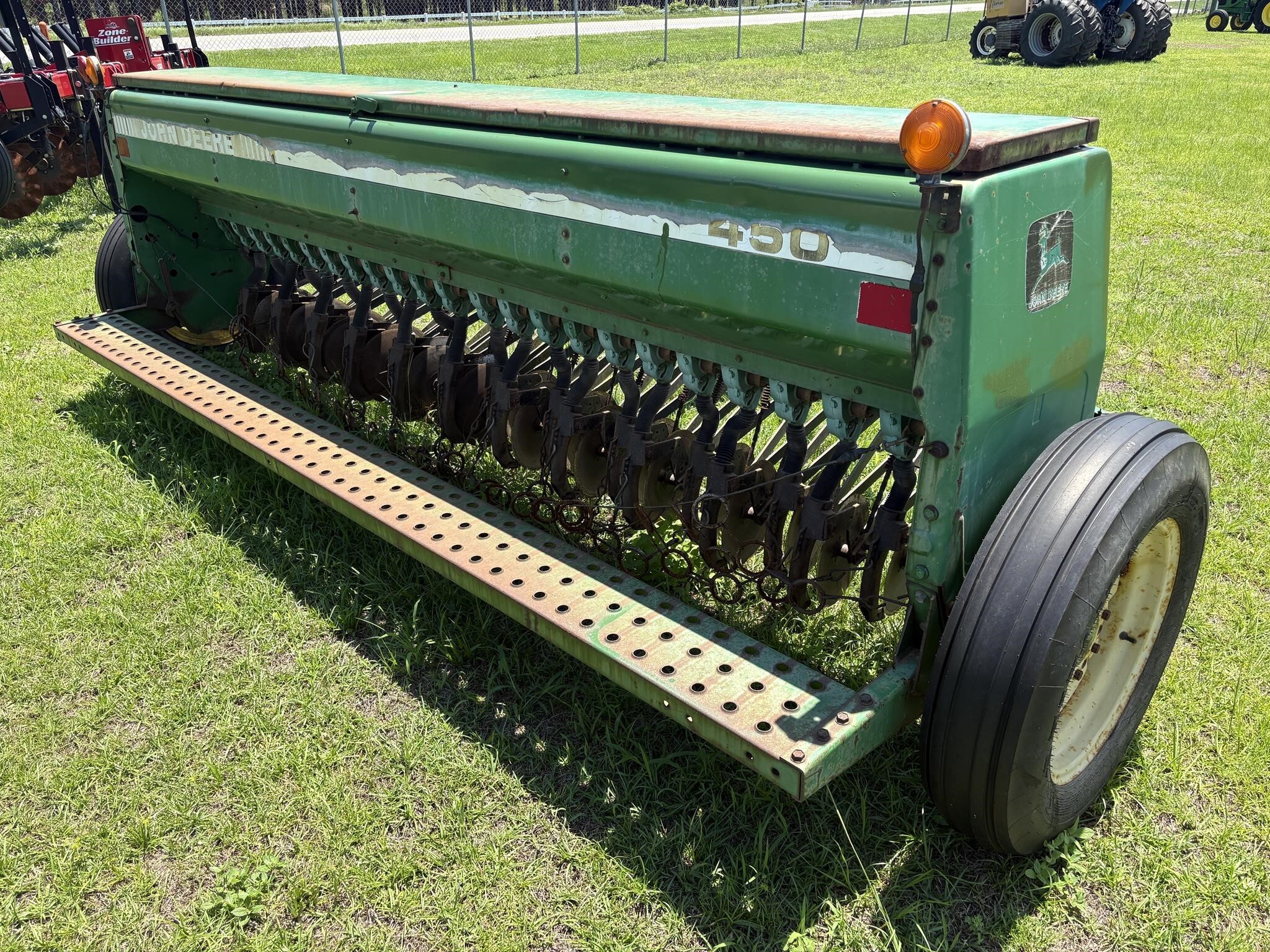1993 John Deere 450 Drill