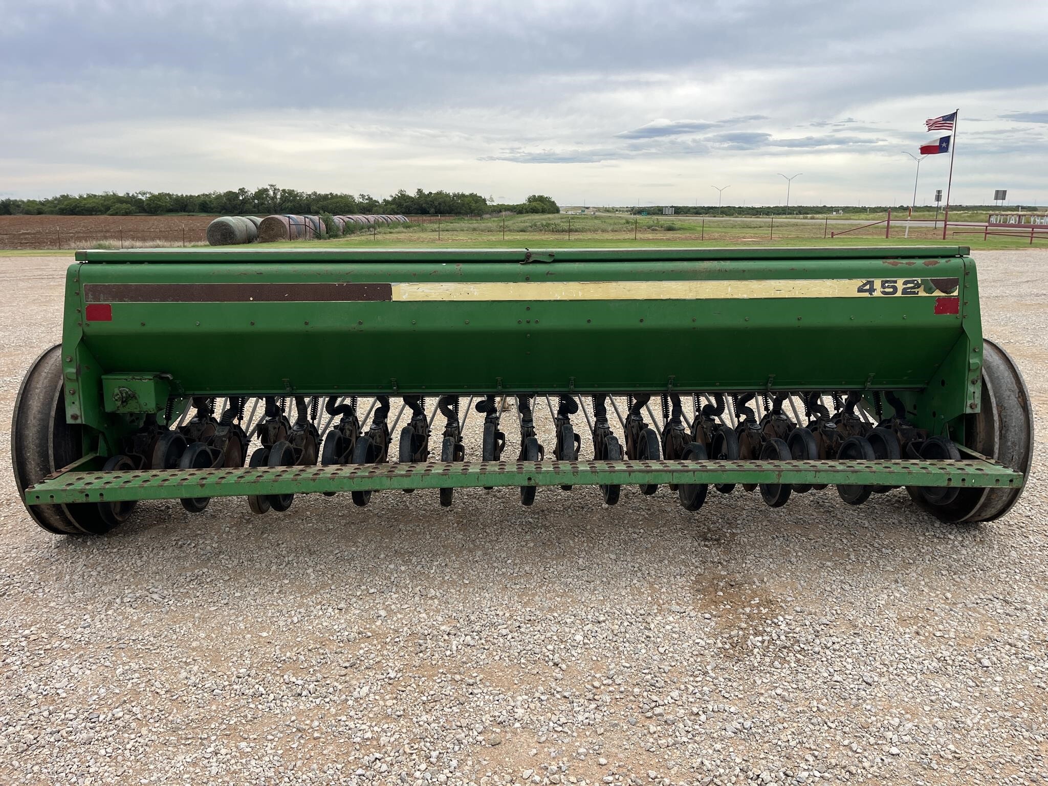 1991 John Deere 450 Drill