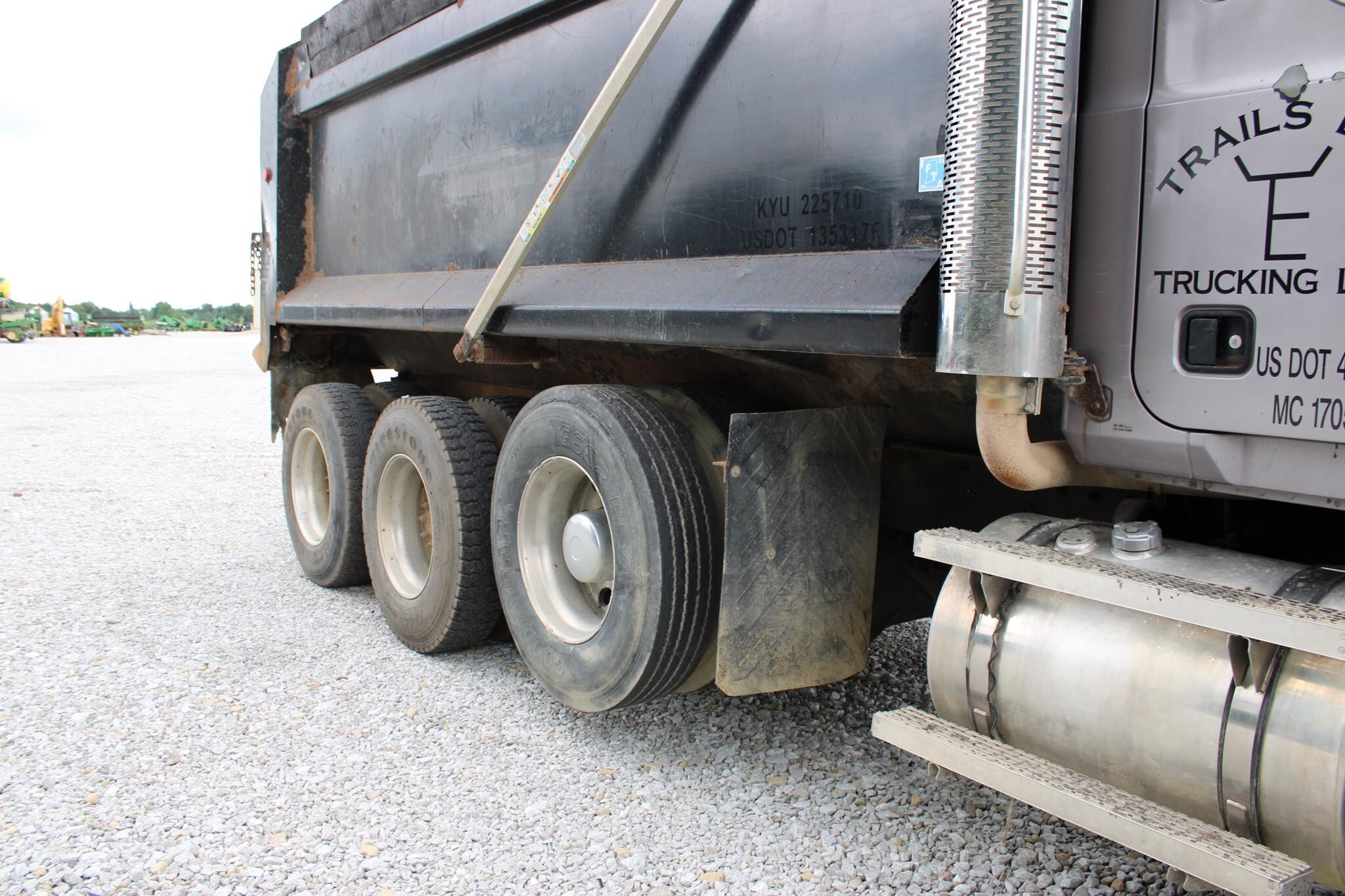 2006 Mack Granite CV713 Dump Trucks/Trailer
