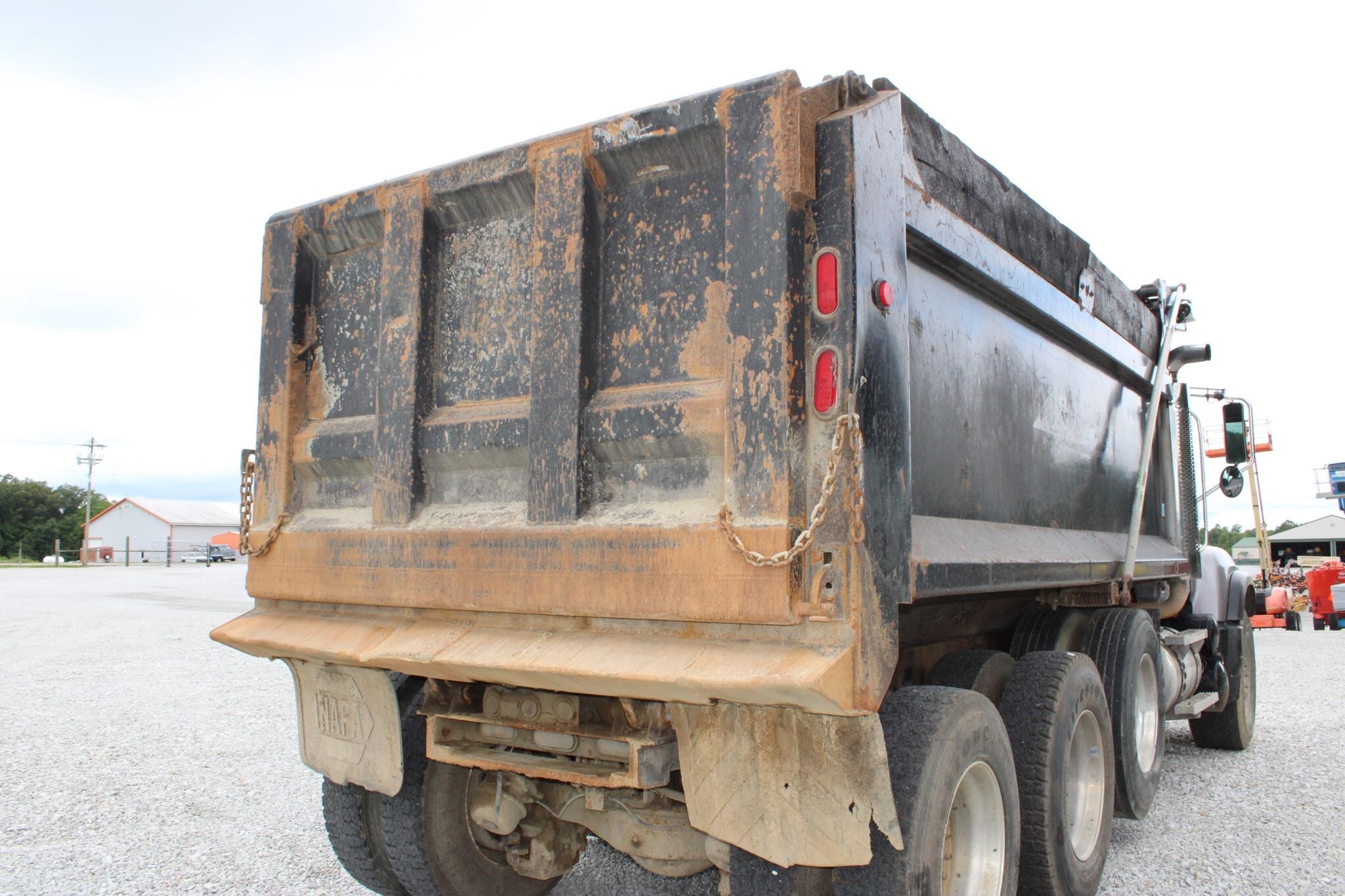 2006 Mack Granite CV713 Dump Trucks/Trailer