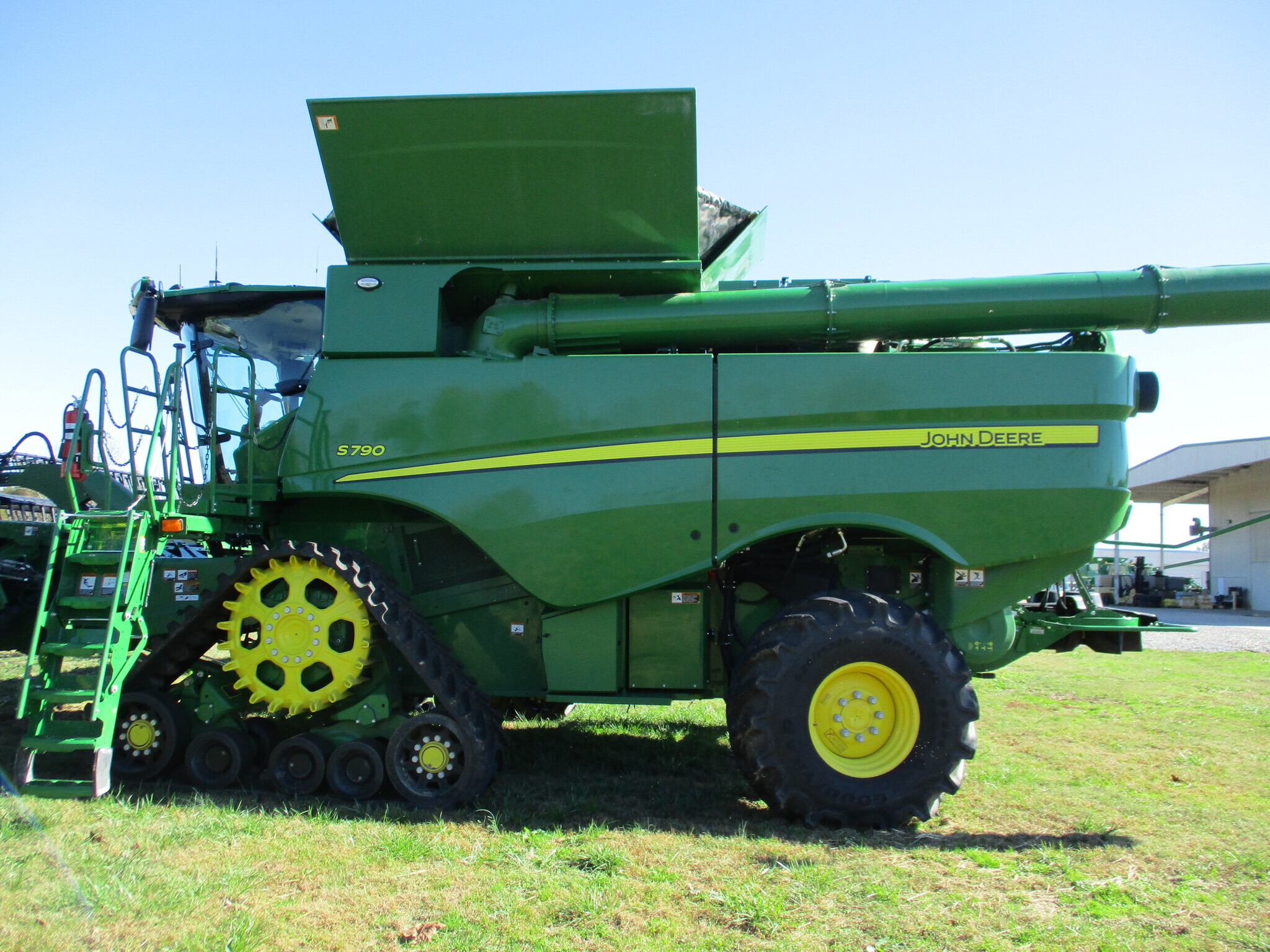 2024 John Deere S790 Combine