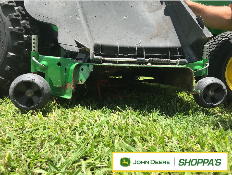 2023 John Deere X590 Lawn Mower