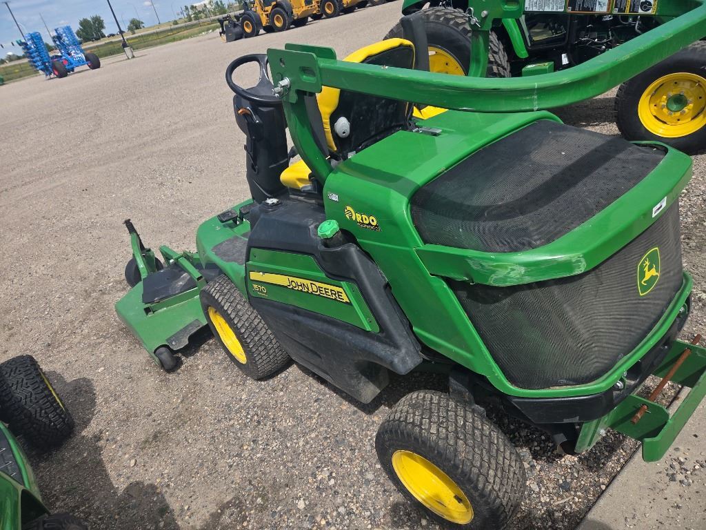 2019 John Deere 1570 Lawn Mower