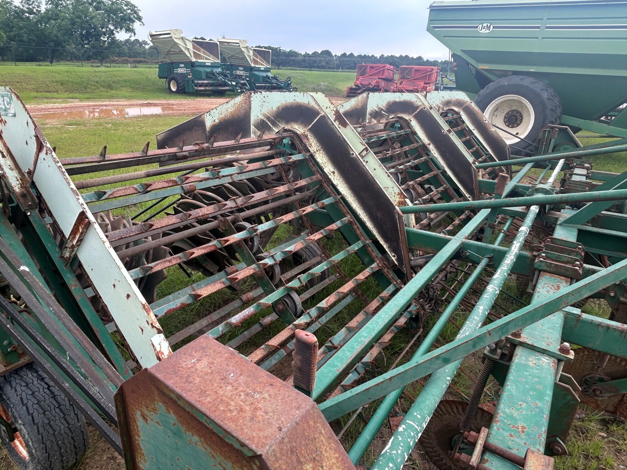  Kelley Manufacturing 636 Peanut Equipment