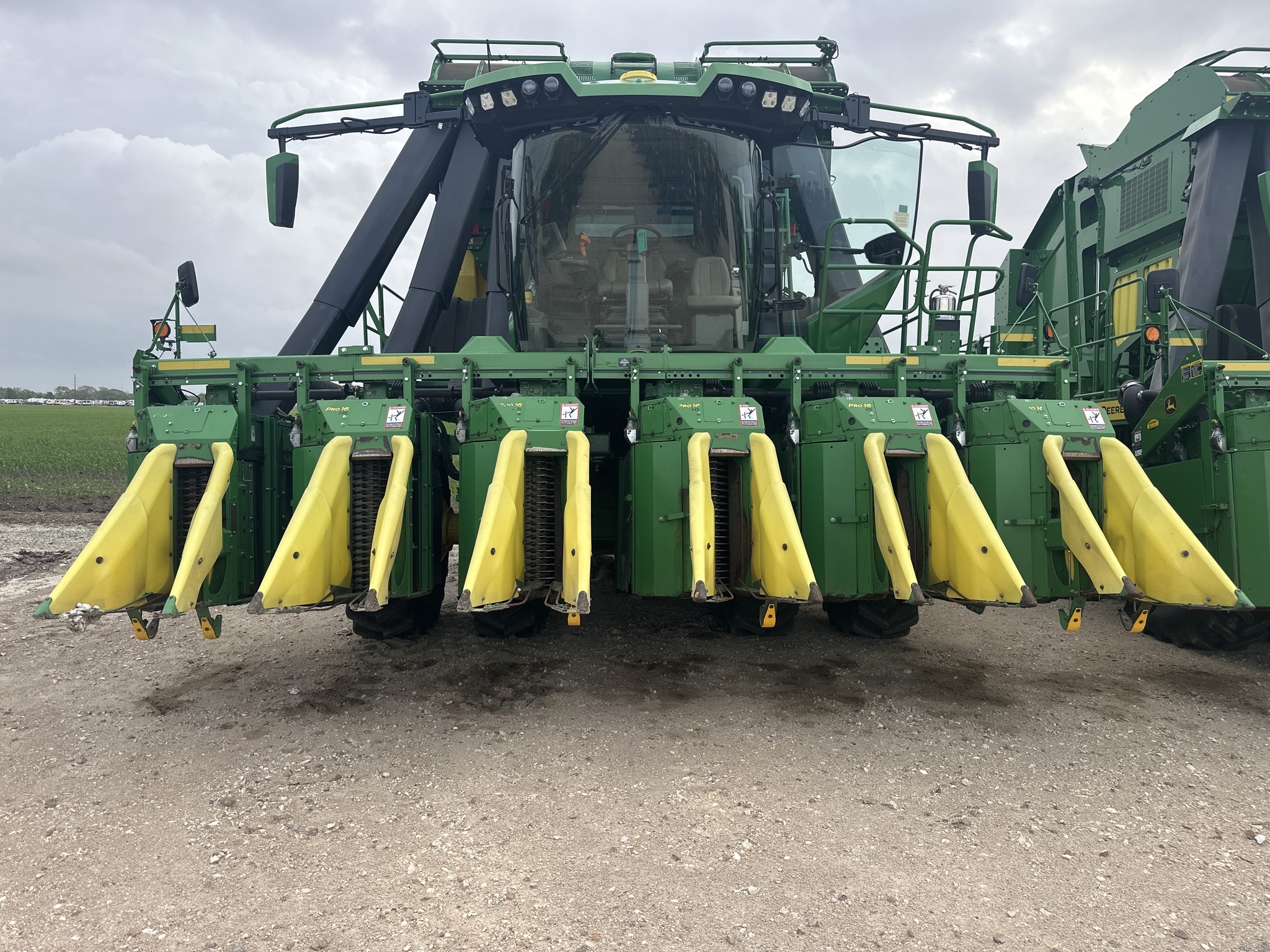 2023 John Deere CP770 Cotton Equipment
