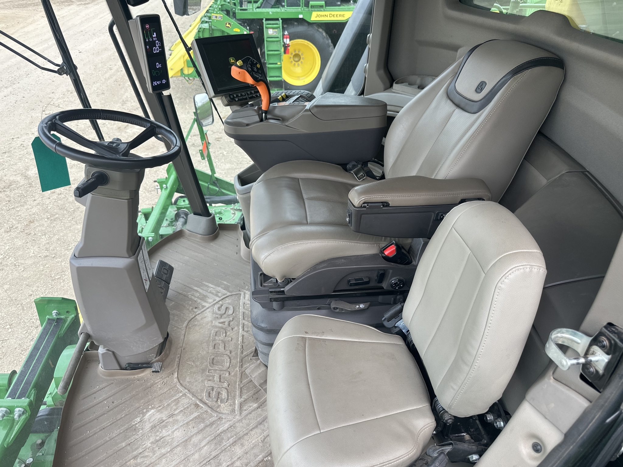 2023 John Deere CP770 Cotton Equipment