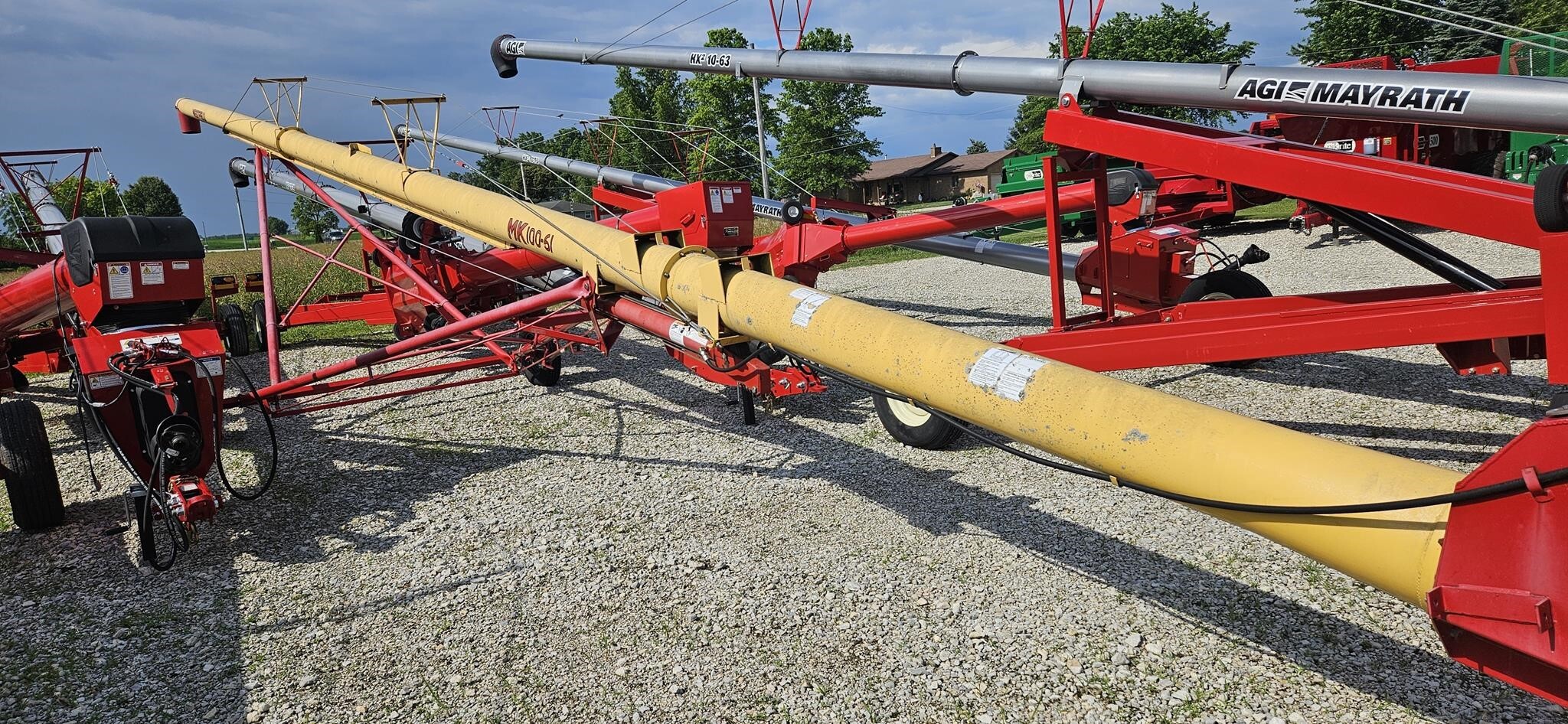 2014 Westfield MK100-61 Augers and Conveyor