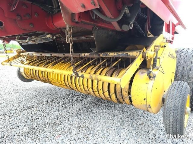 2004 New Holland BR780 Round Baler