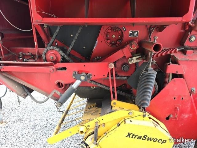 2004 New Holland BR780 Round Baler