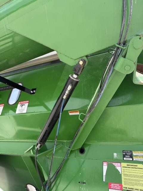  J&M 1051-22 Grain Cart