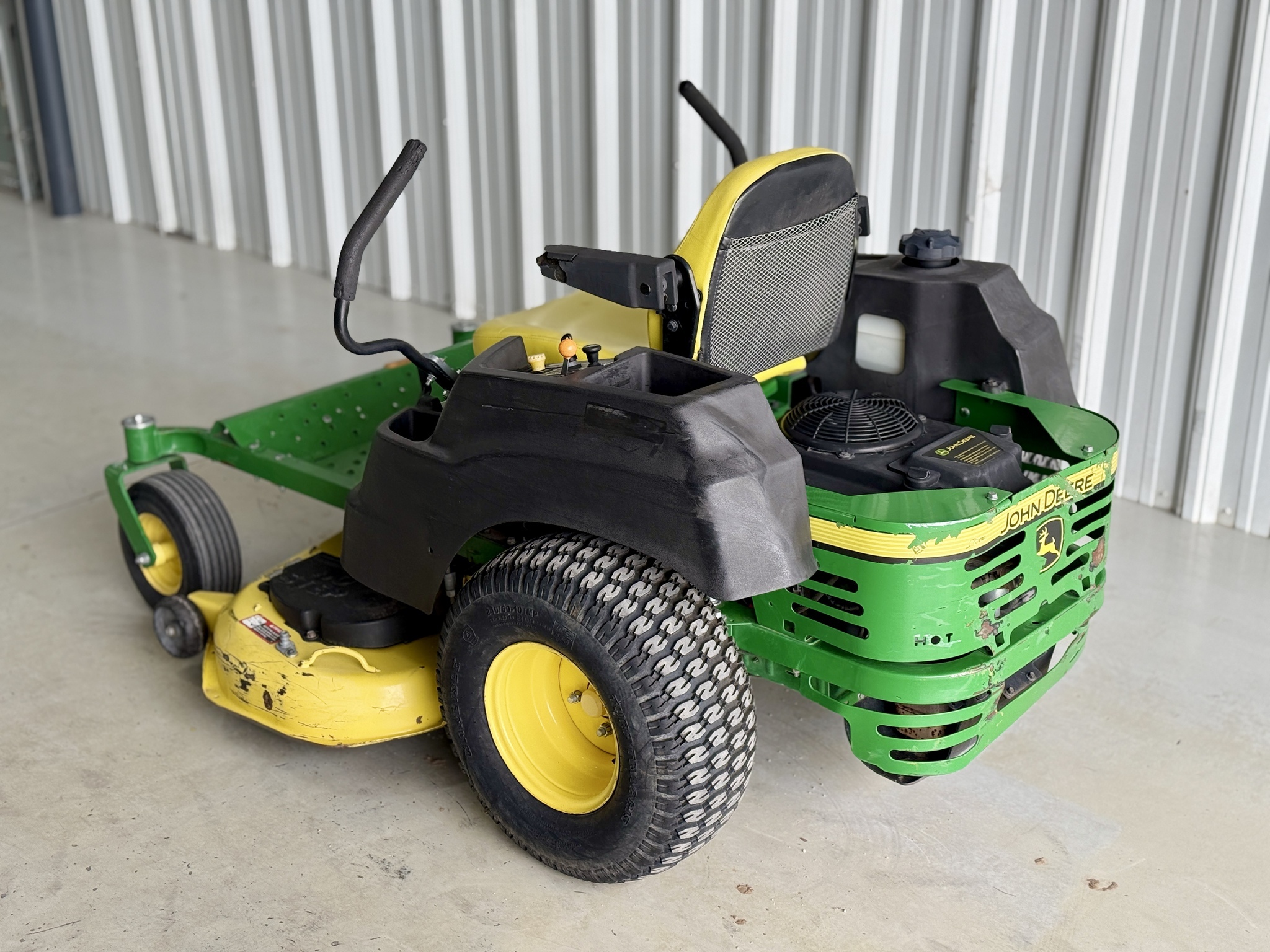 2015 John Deere Z445 Lawn Mower