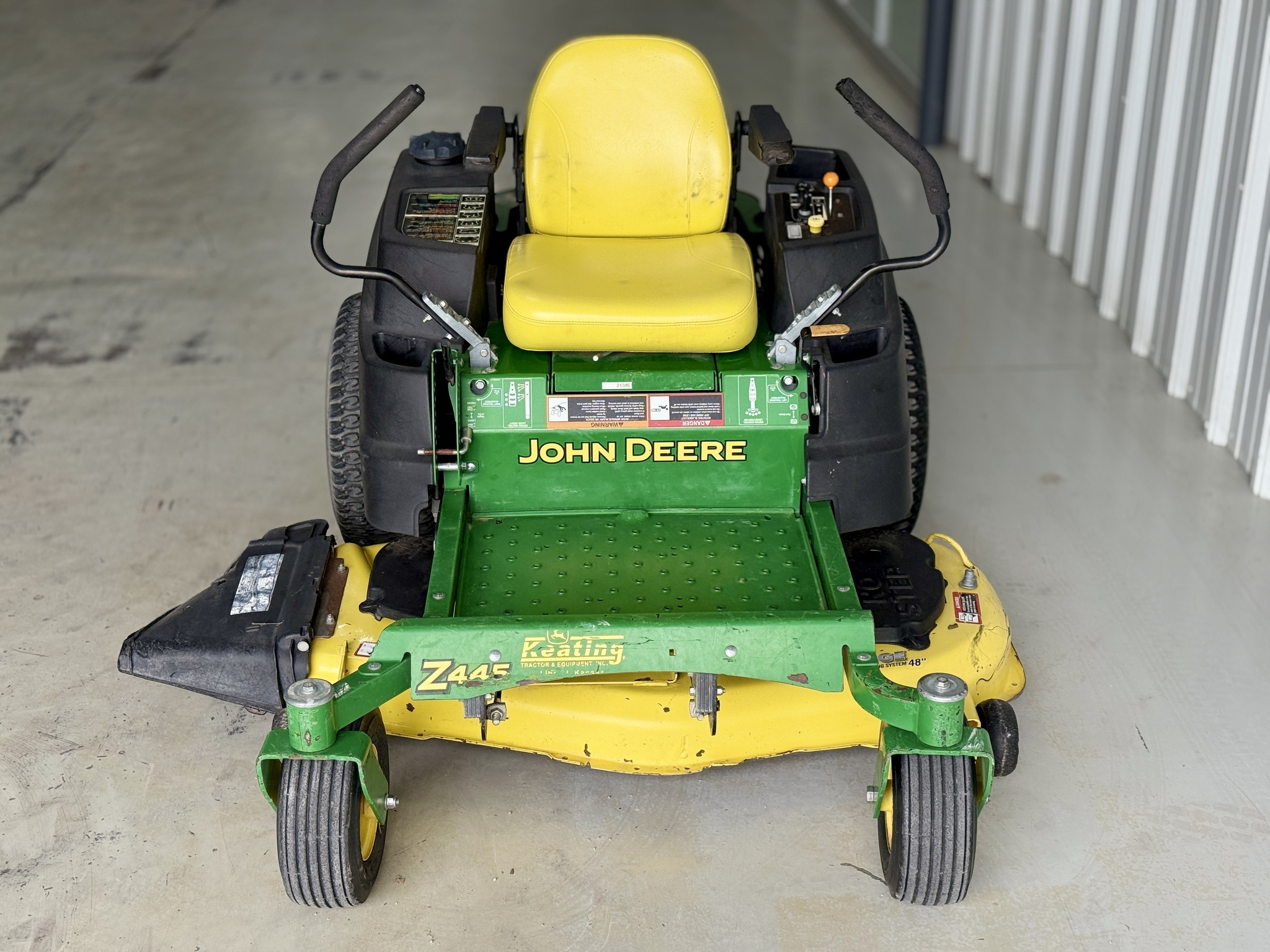 2015 John Deere Z445 Lawn Mower