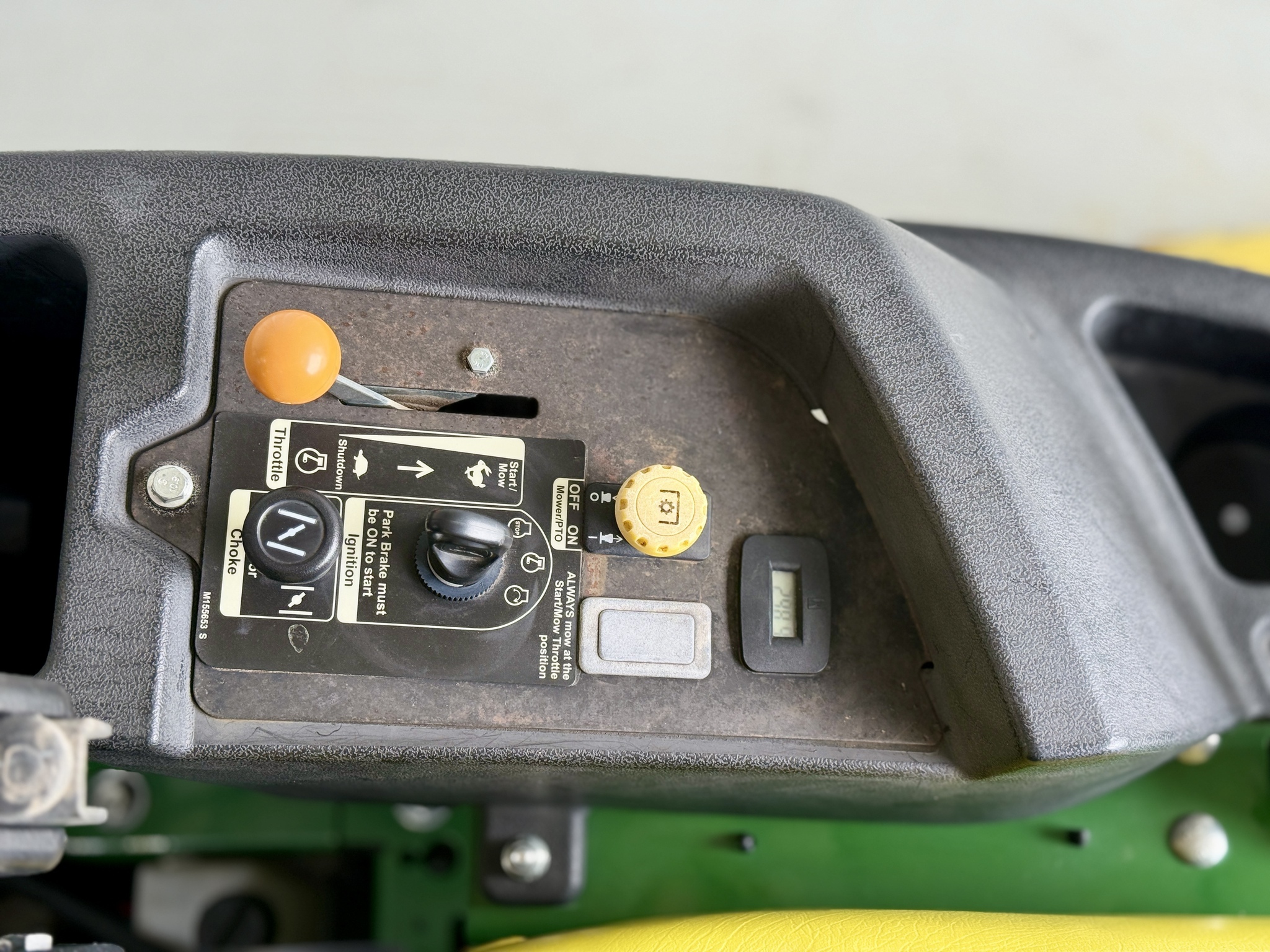 2015 John Deere Z445 Lawn Mower