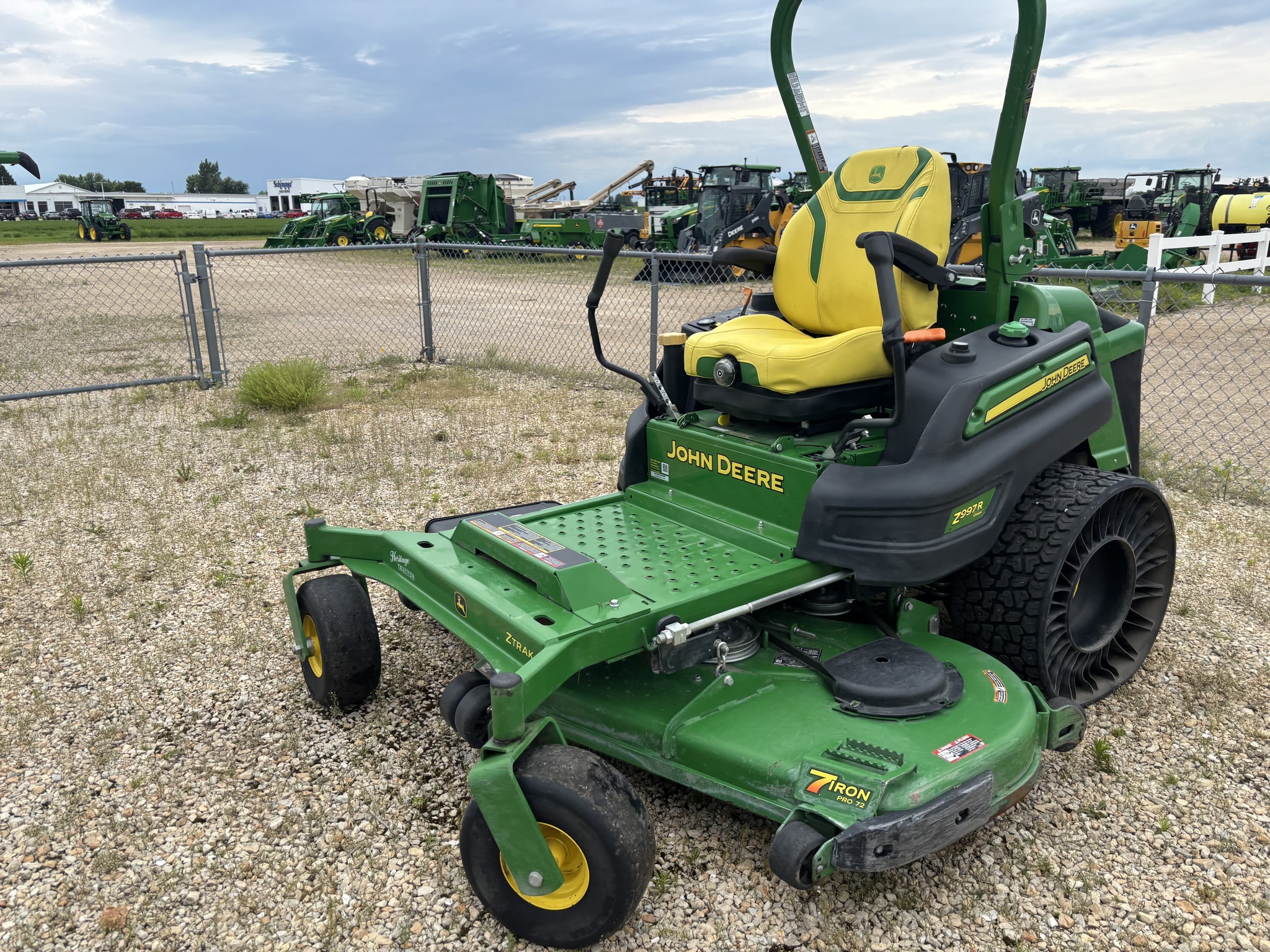 2023 John Deere Z997R Lawn Mower