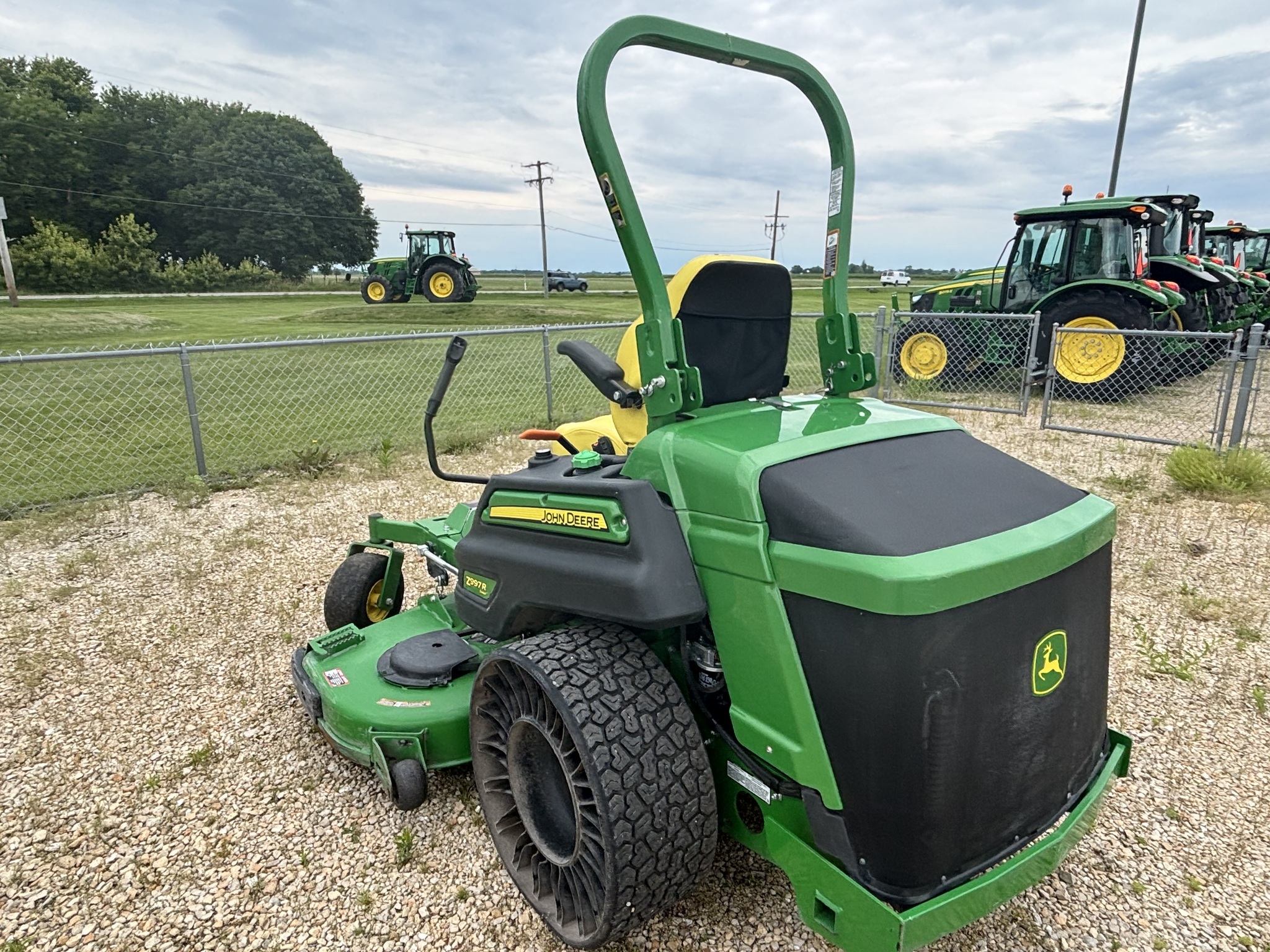 2023 John Deere Z997R Lawn Mower