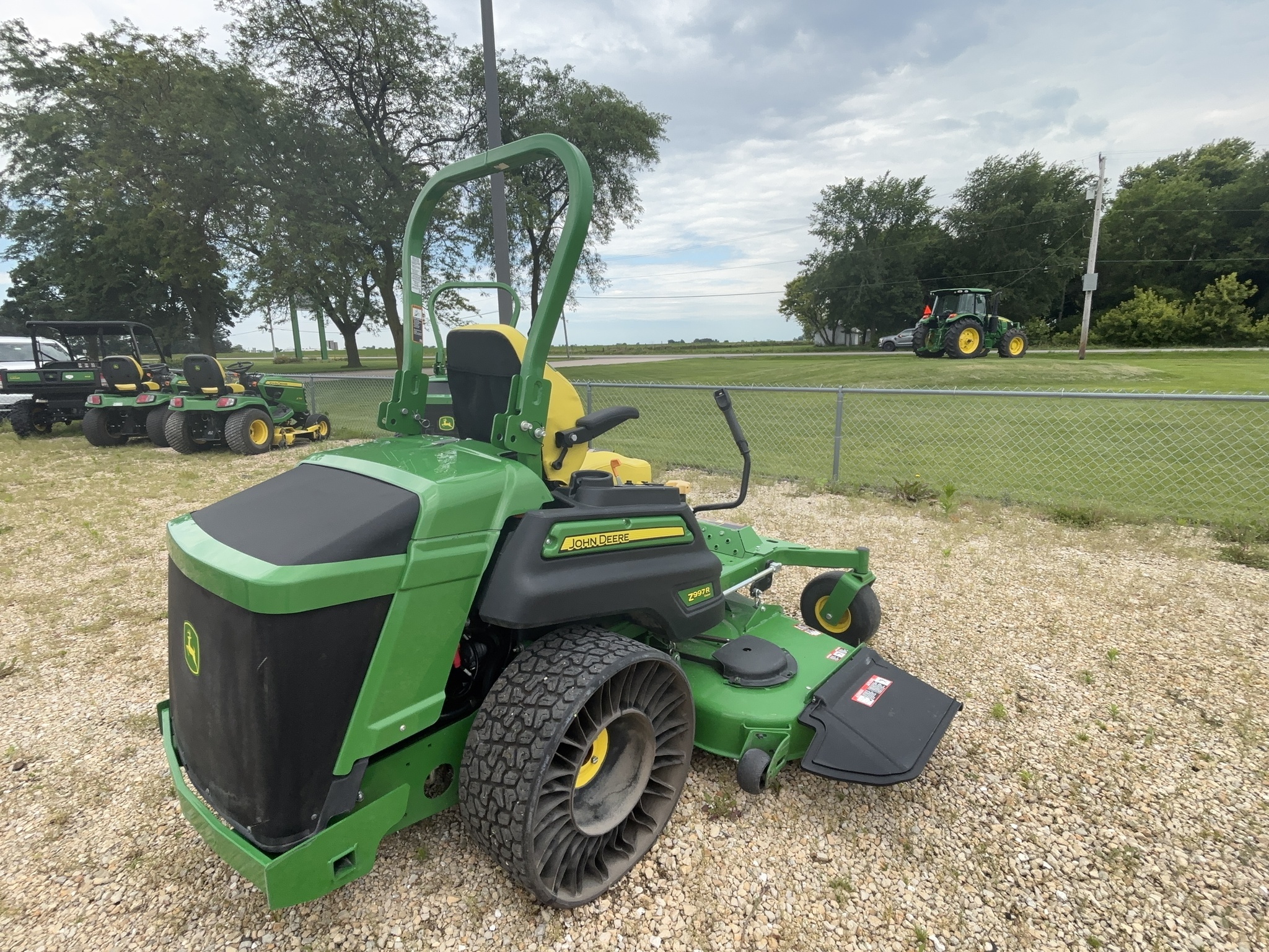 2023 John Deere Z997R Lawn Mower