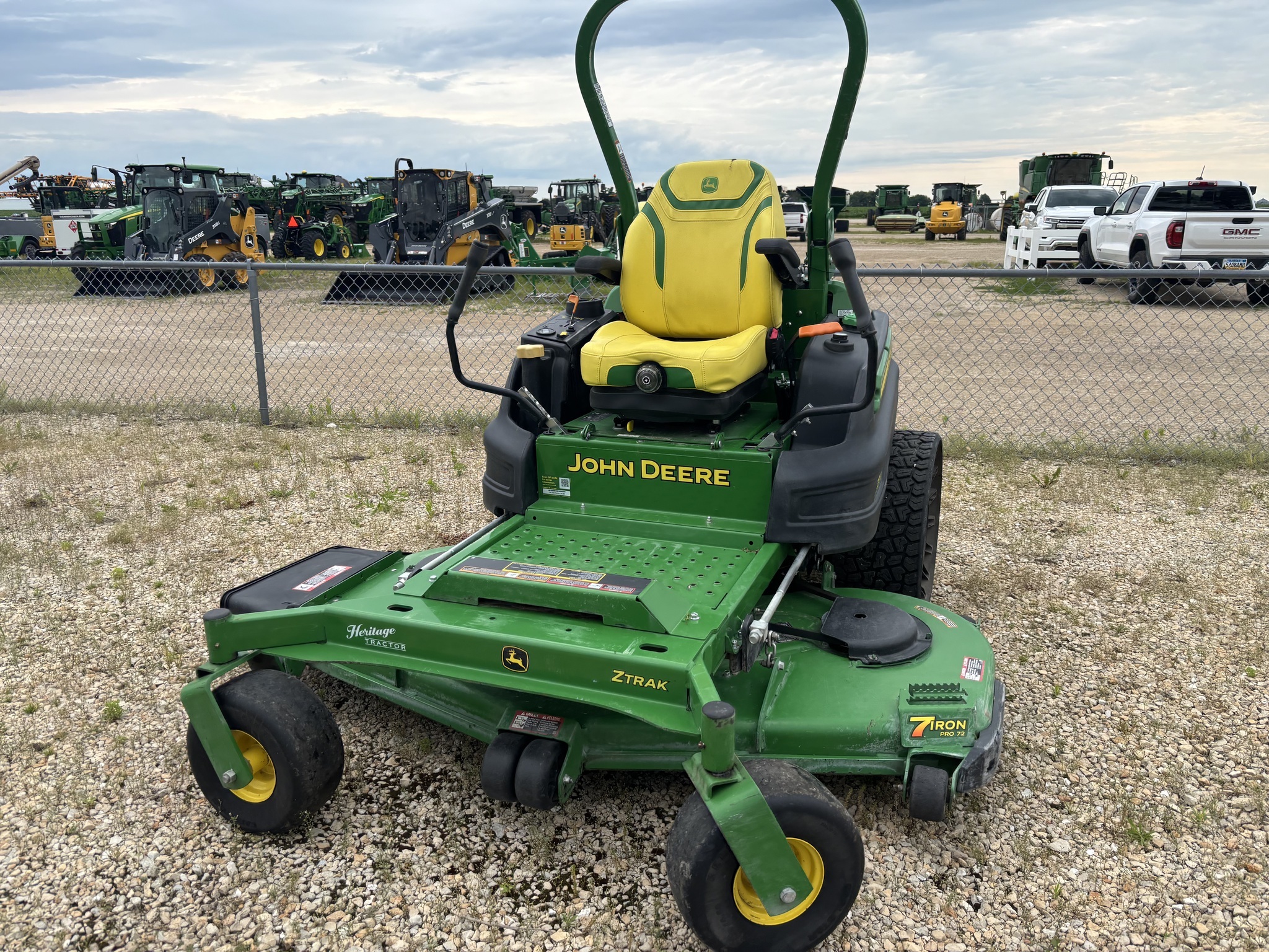 2023 John Deere Z997R Lawn Mower