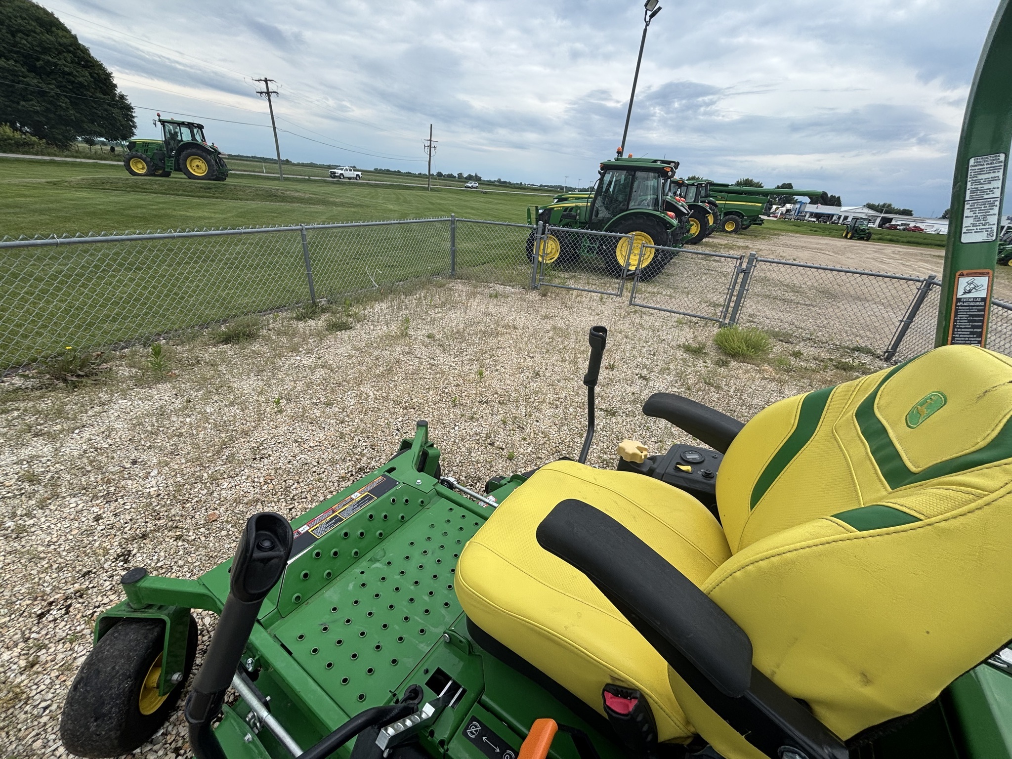 2023 John Deere Z997R Lawn Mower