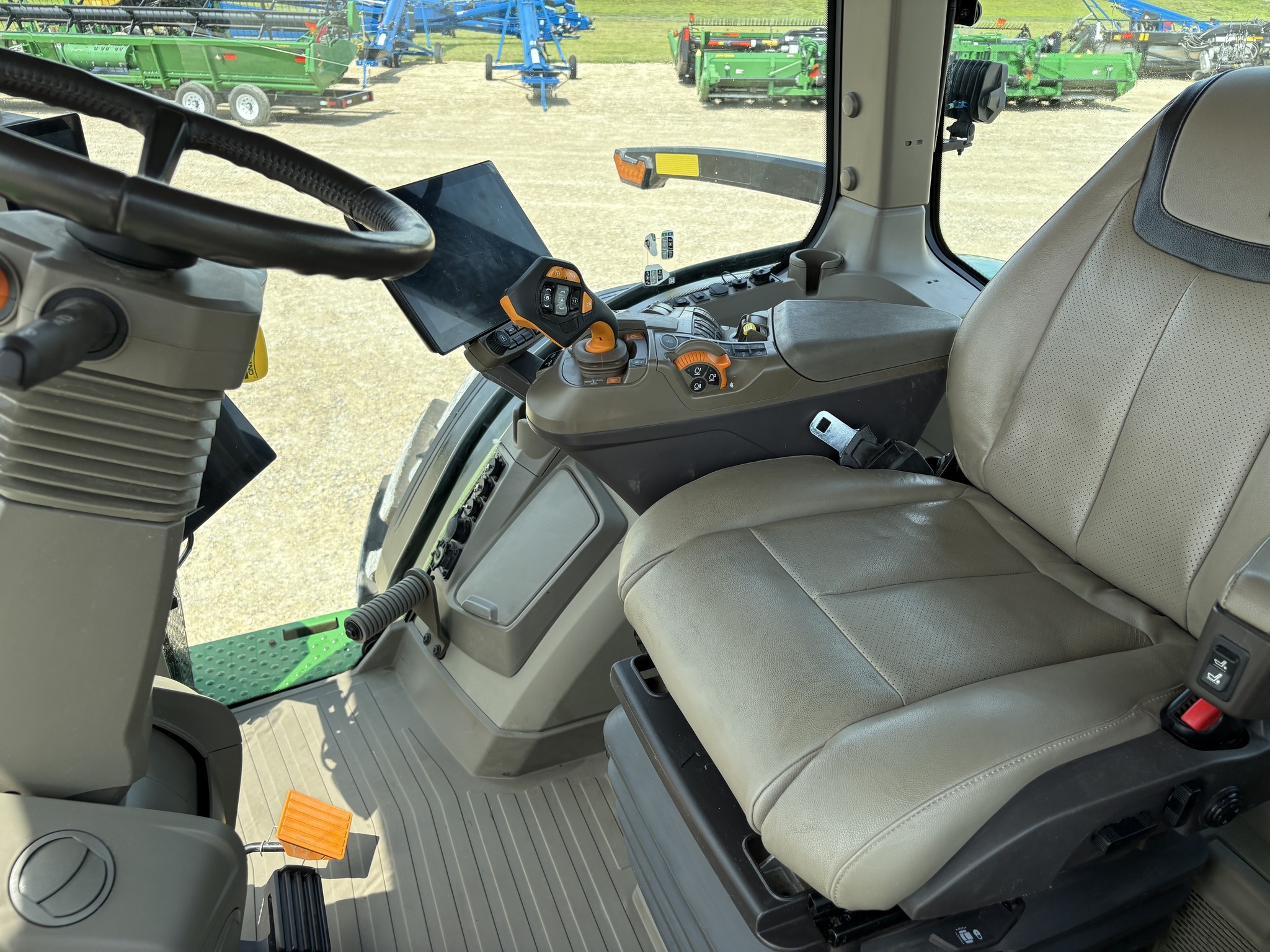 2025 John Deere 8R 280 Tractor
