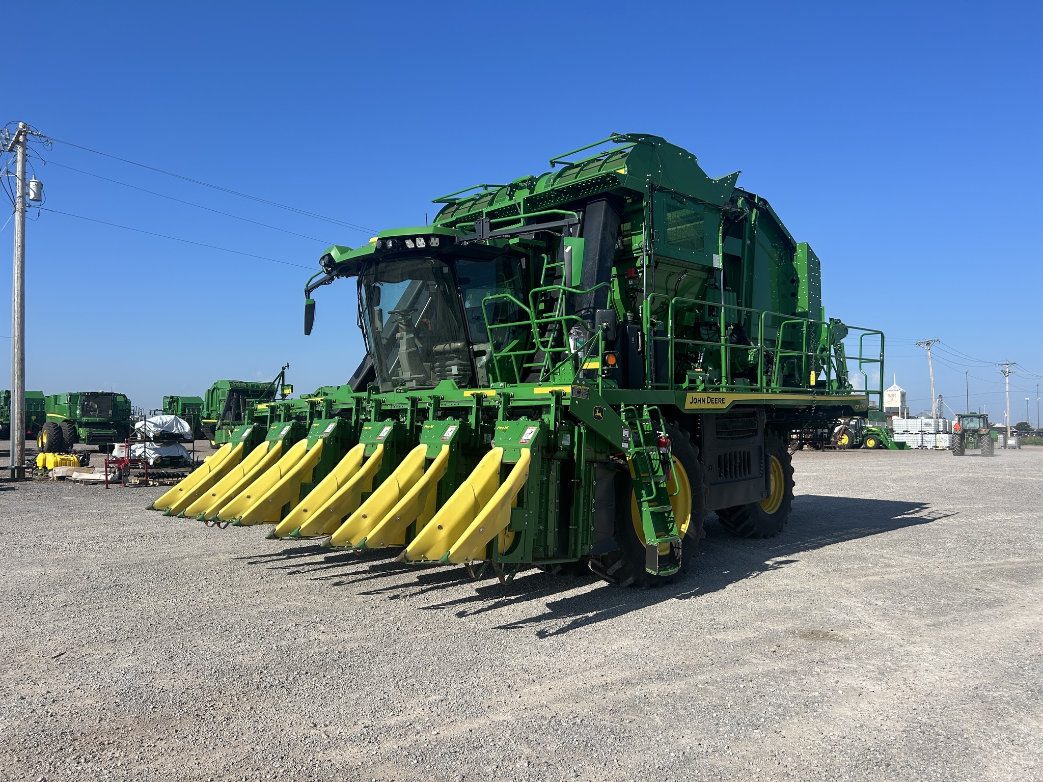 2023 John Deere CP770 Cotton Equipment