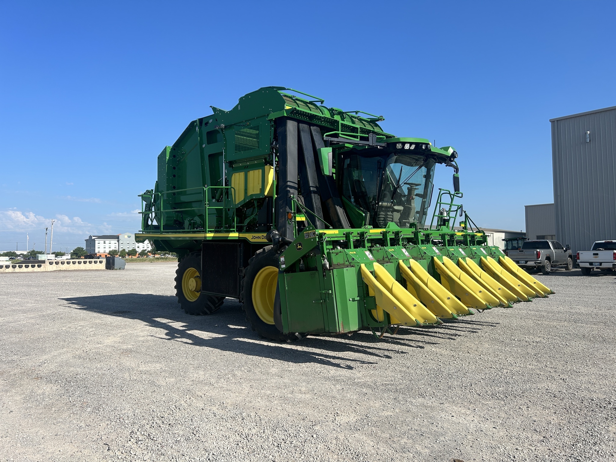 2023 John Deere CP770 Cotton Equipment