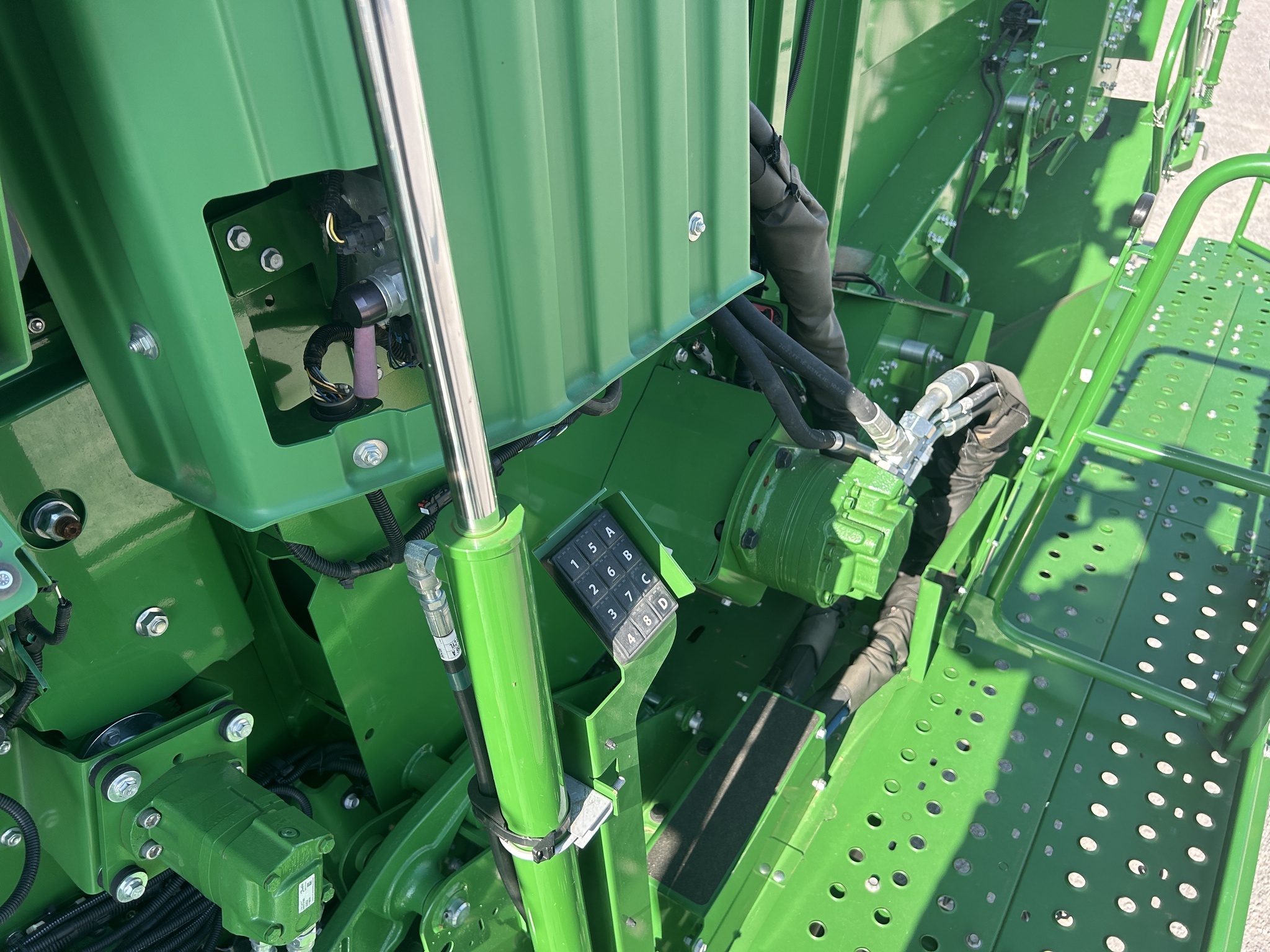 2023 John Deere CP770 Cotton Equipment