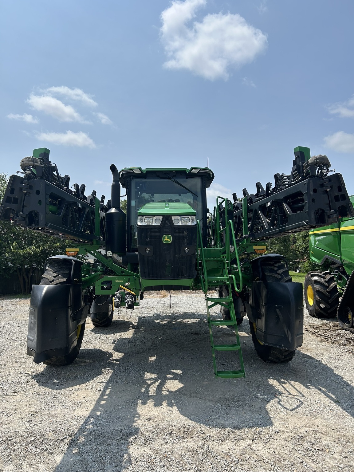 2023 John Deere 612R Self-Propelled Sprayer