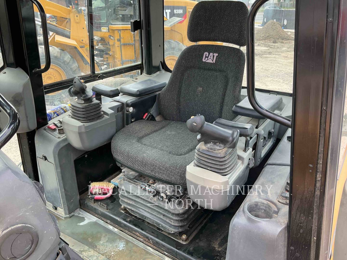 2012 Caterpillar D5KLGP Dozer