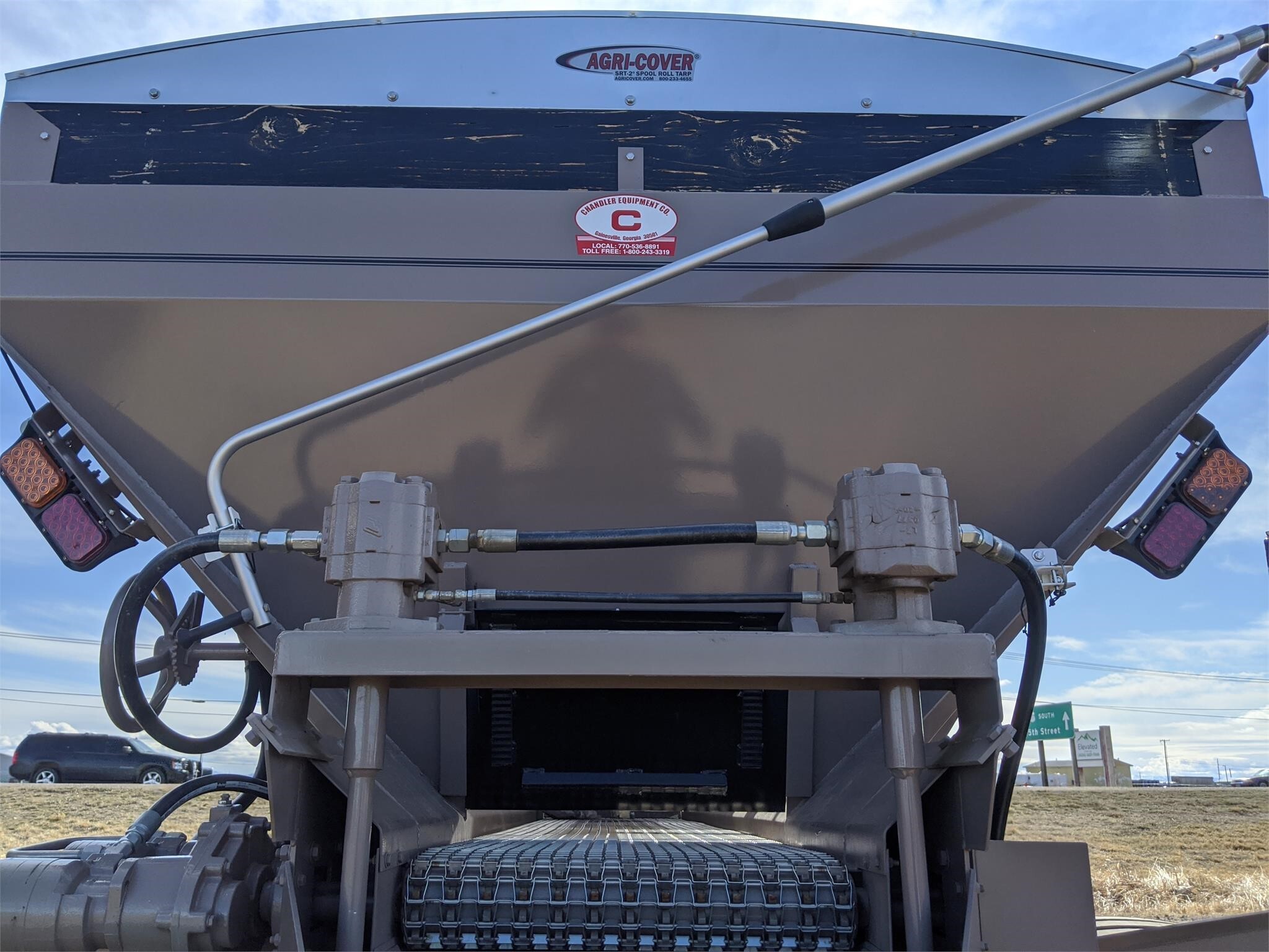 2026 Chandler 35PT-FTLH EXW Pull-Type Fertilizer Spreader