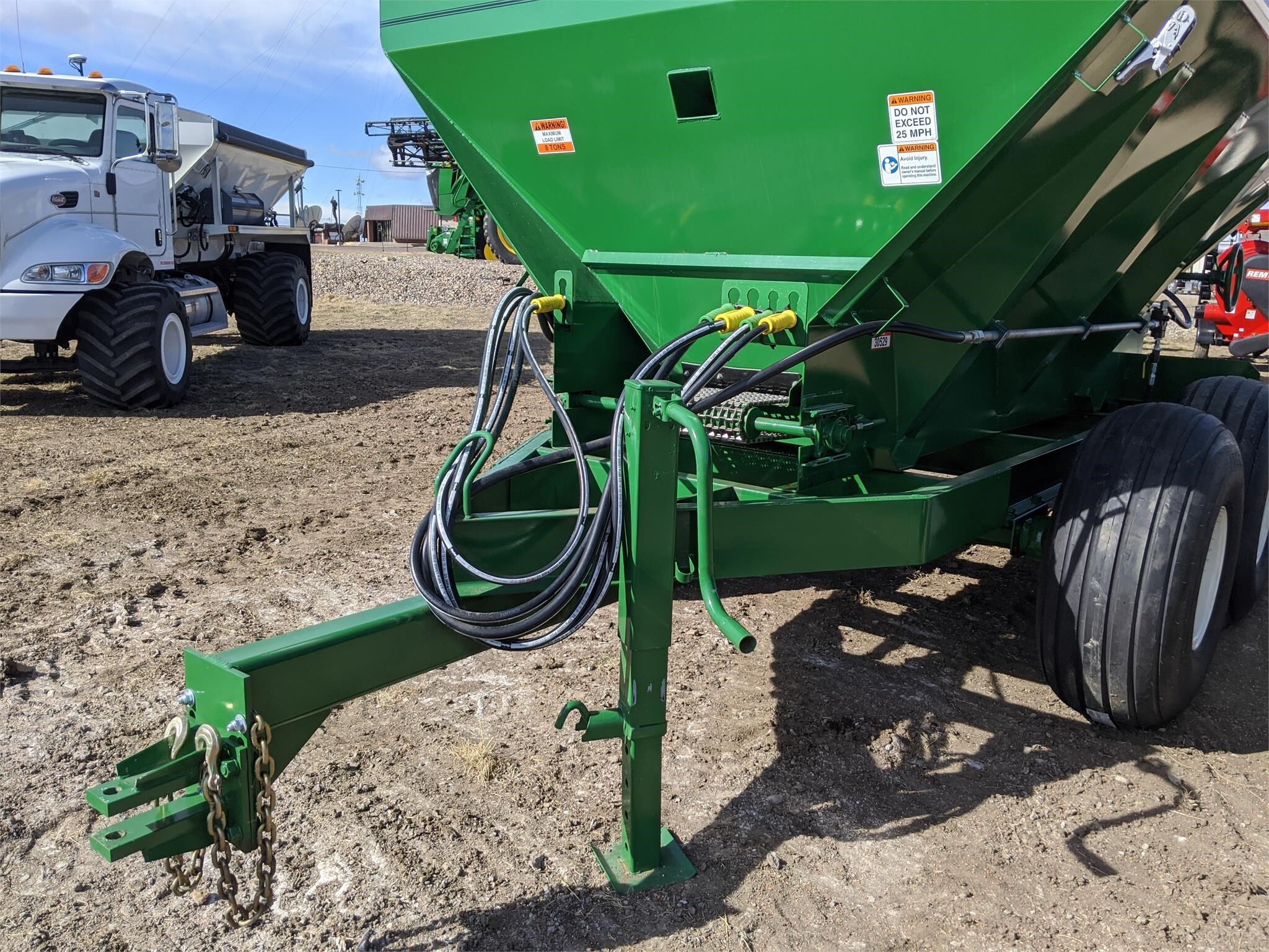 2026 Chandler 20PTT-FT Pull-Type Fertilizer Spreader