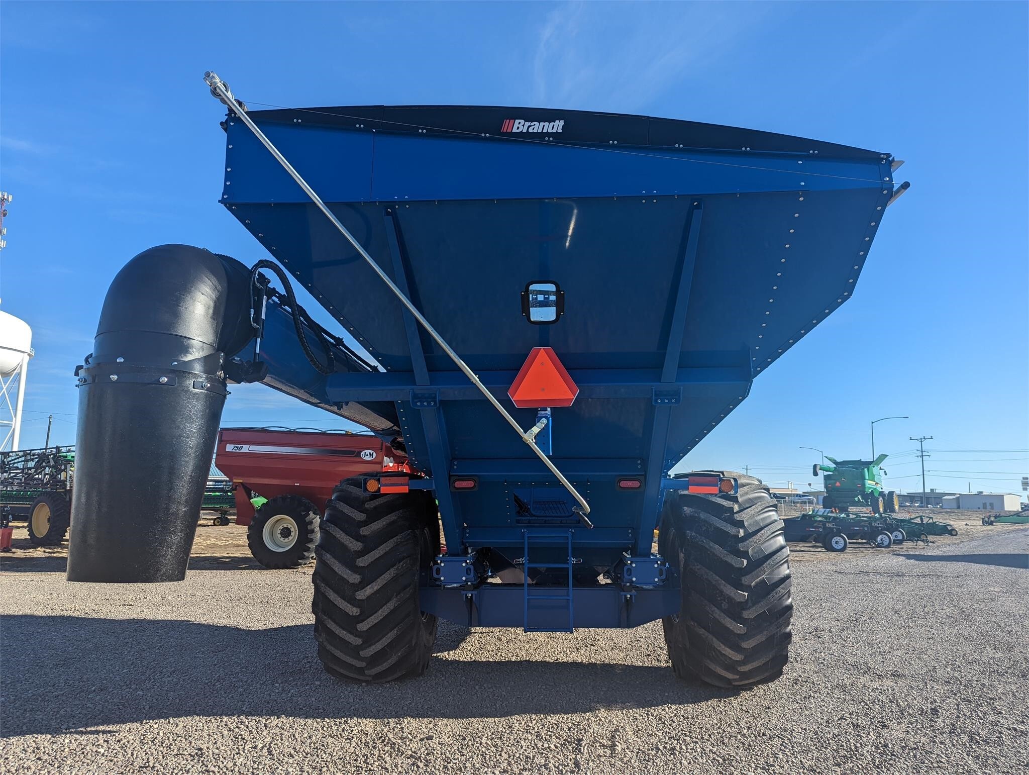 2026 Brandt 1120XT Grain Cart