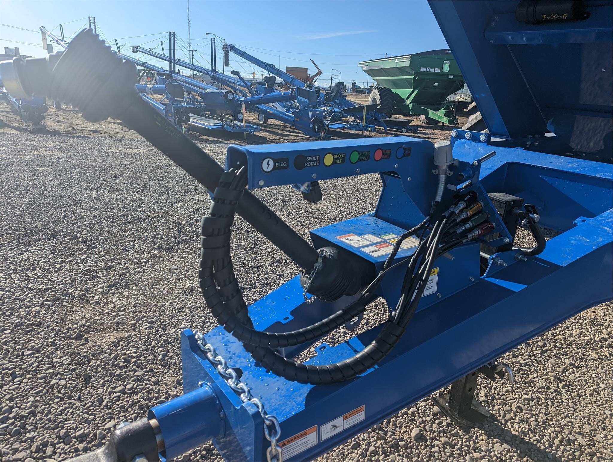 2026 Brandt 1120XT Grain Cart