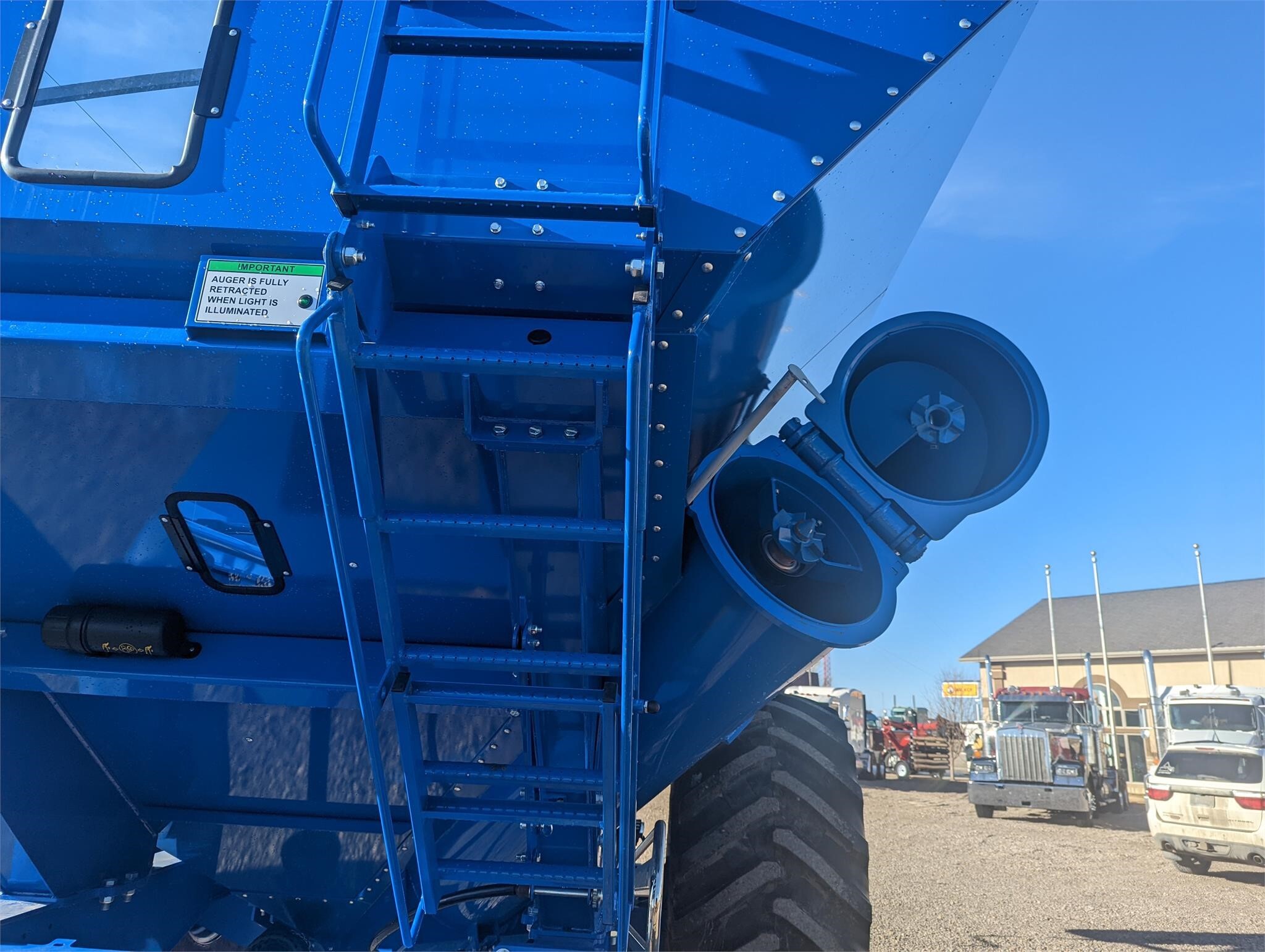2026 Brandt 1120XT Grain Cart