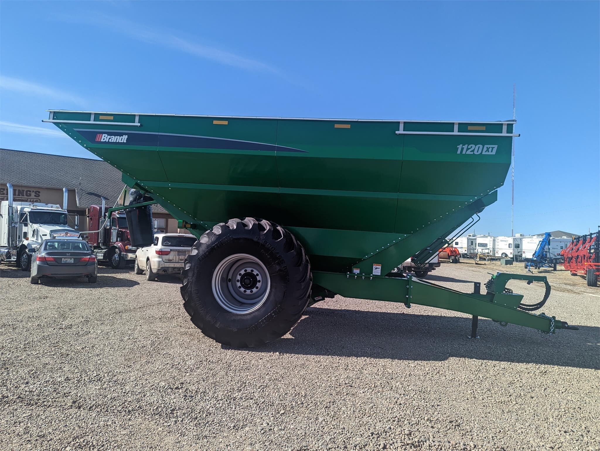 2026 Brandt 1120XT Grain Cart