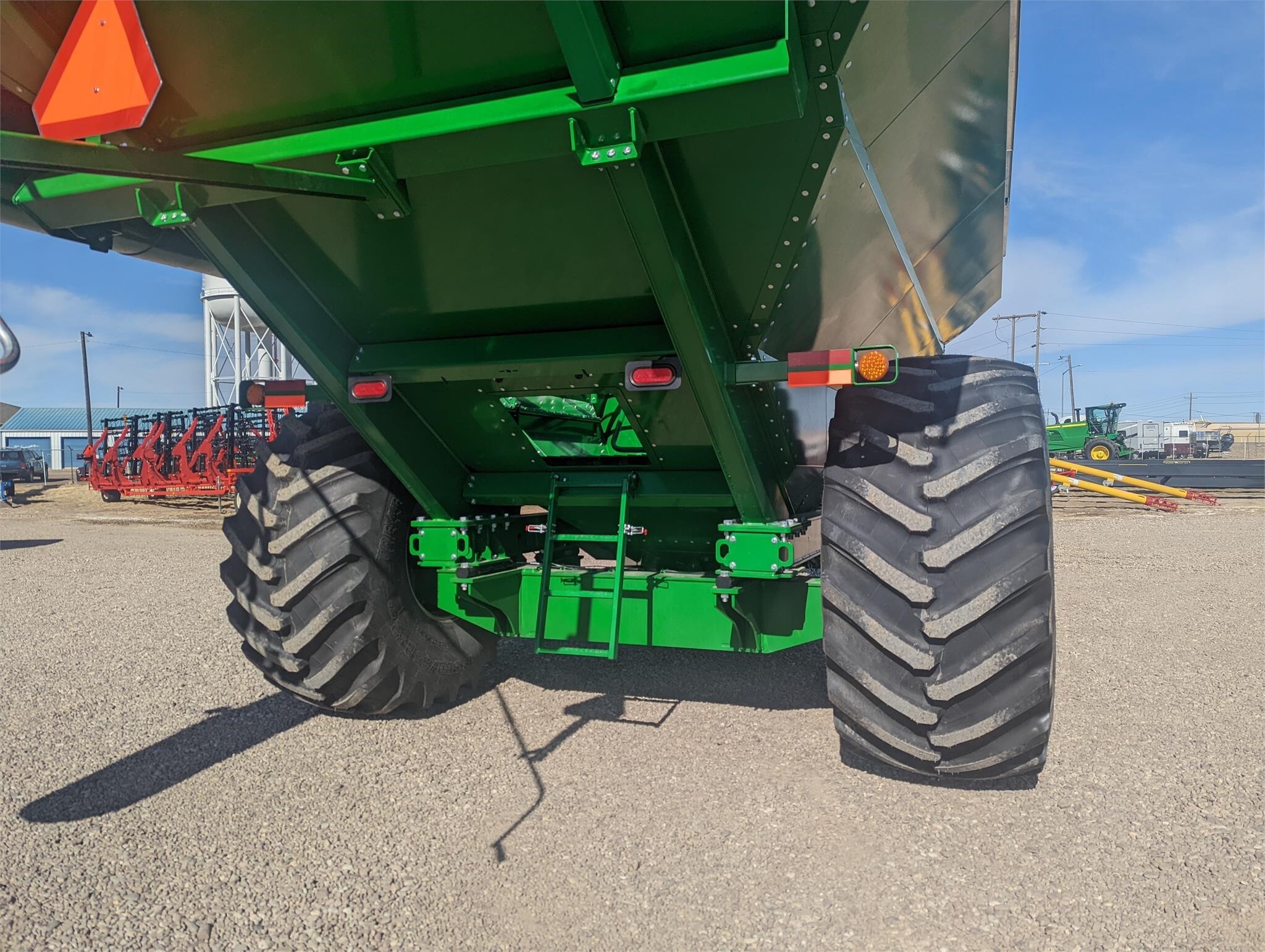 2026 Brandt 1120XT Grain Cart