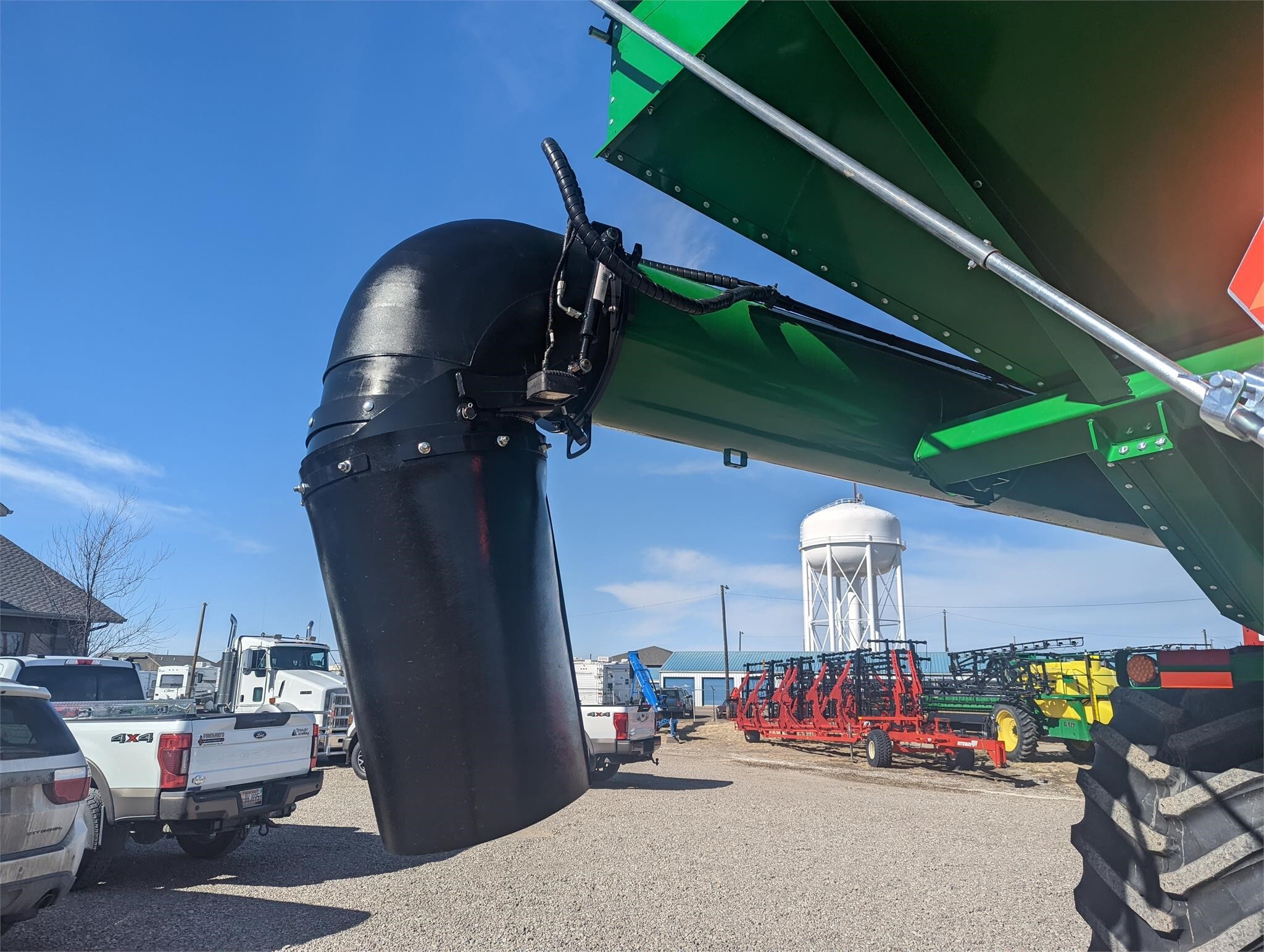 2026 Brandt 1120XT Grain Cart