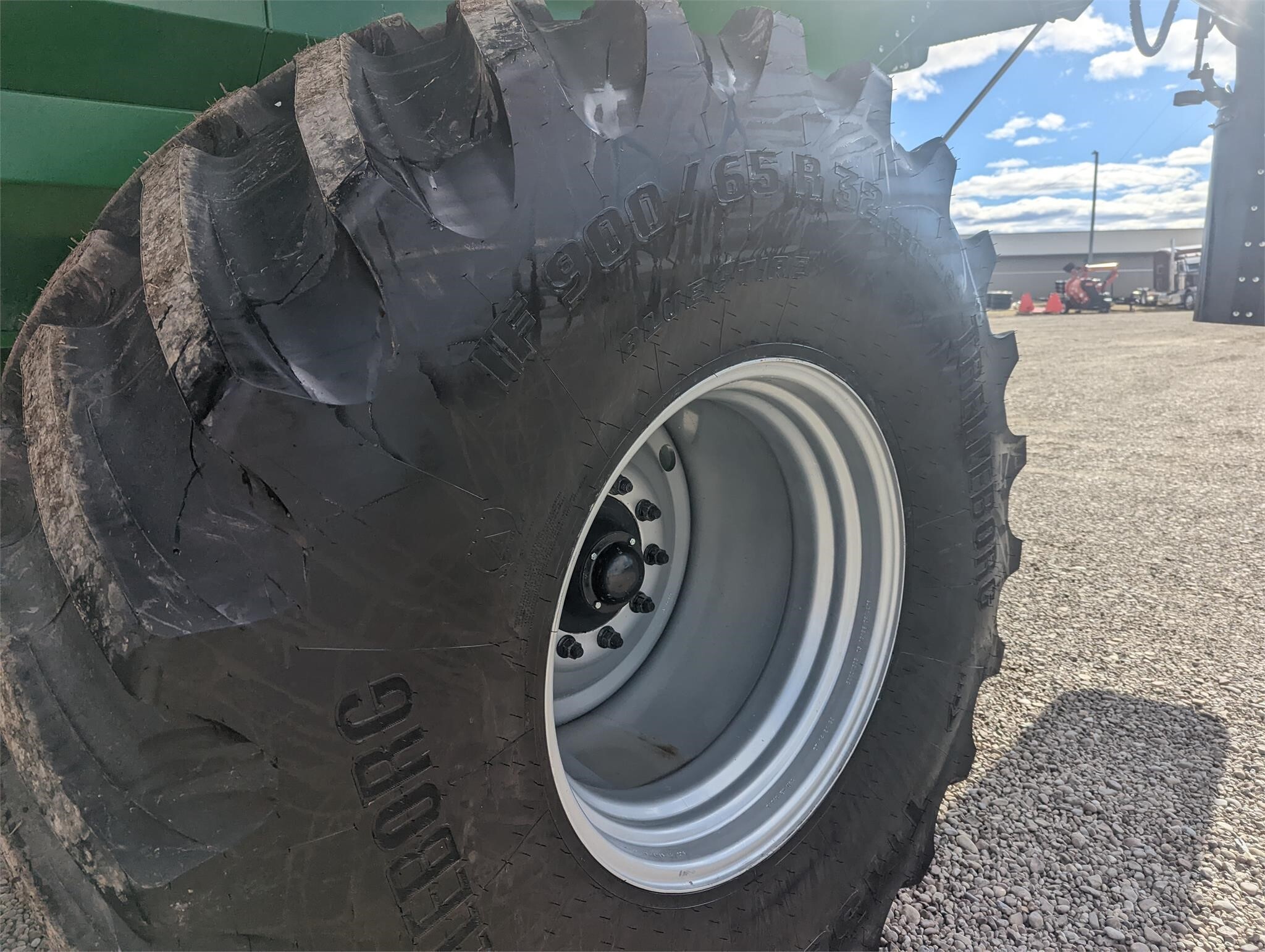 2026 Brandt 1020XT Grain Cart