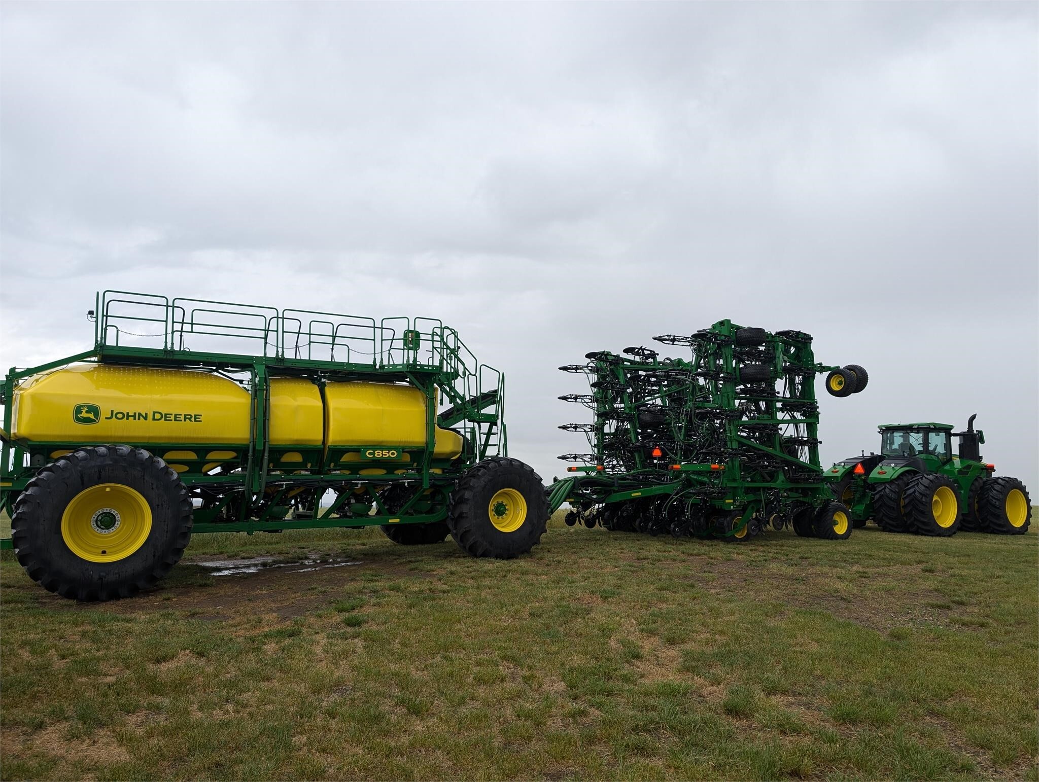 2017 John Deere 1870 Air Seeder