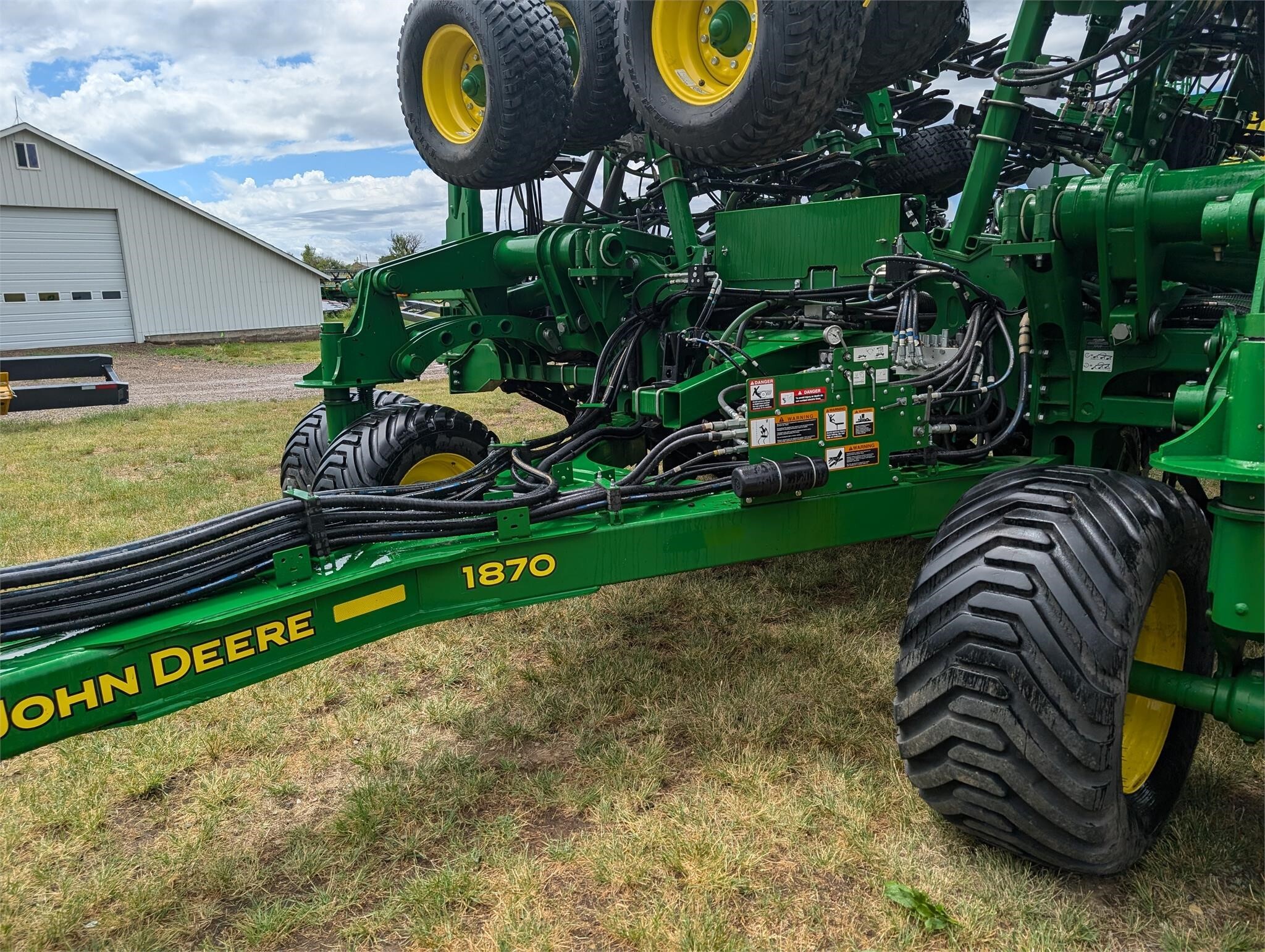 2017 John Deere 1870 Air Seeder