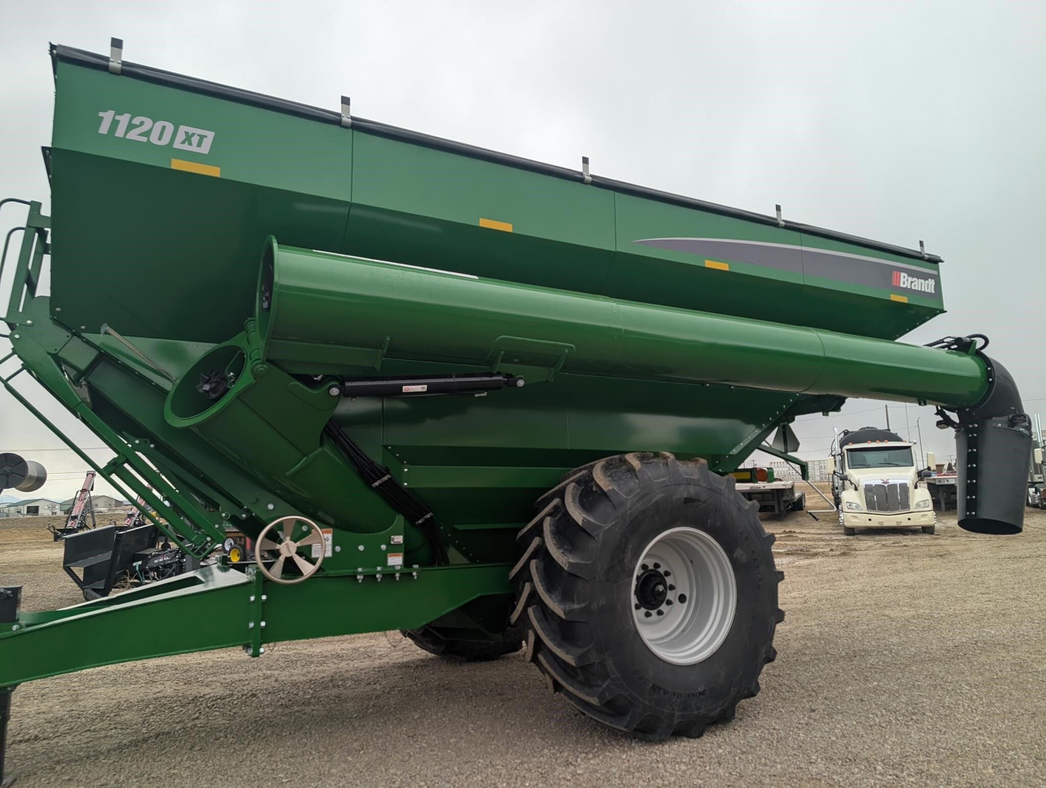 2026 Brandt 1120XT Grain Cart