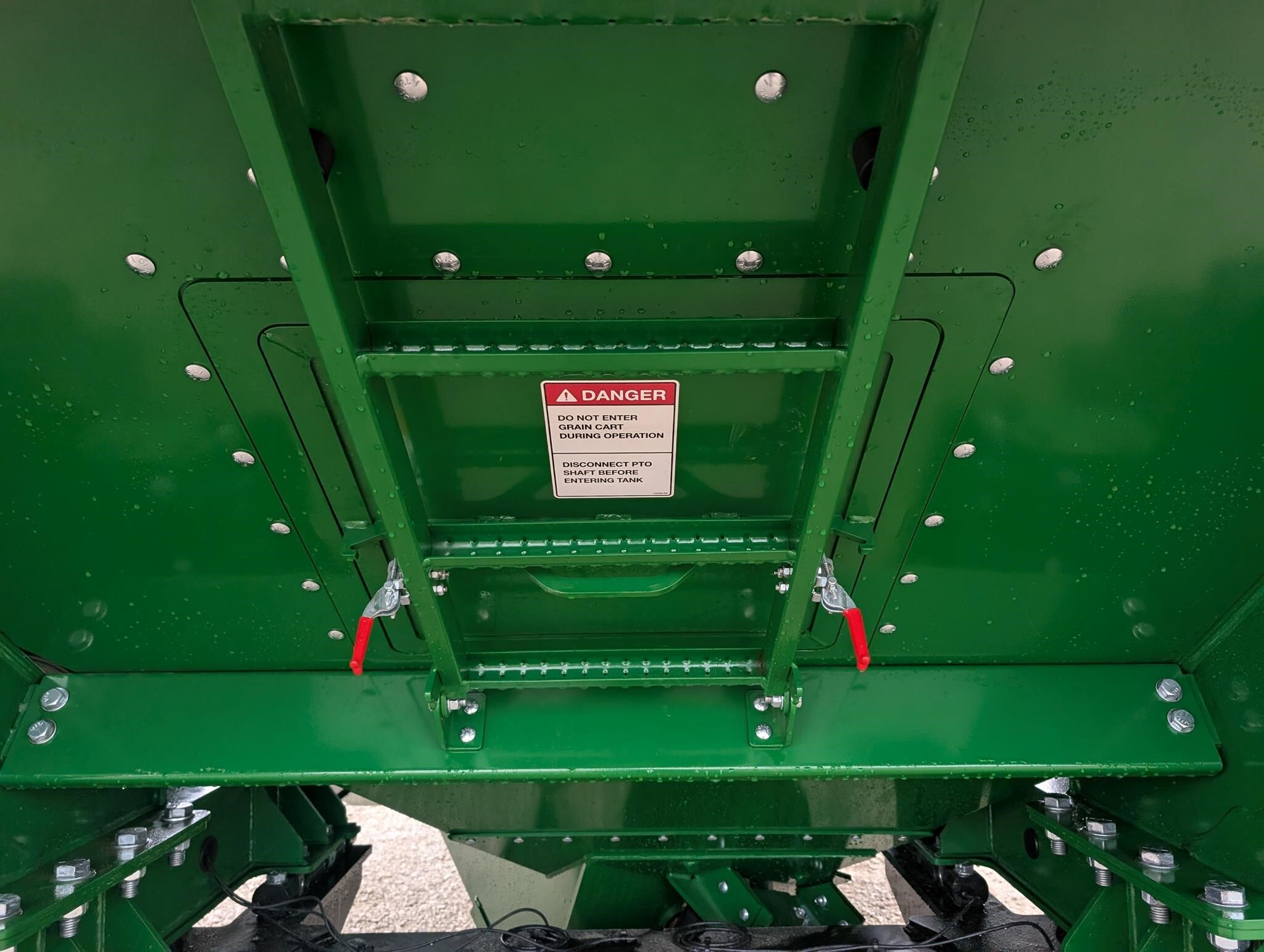 2026 Brandt 1120XT Grain Cart