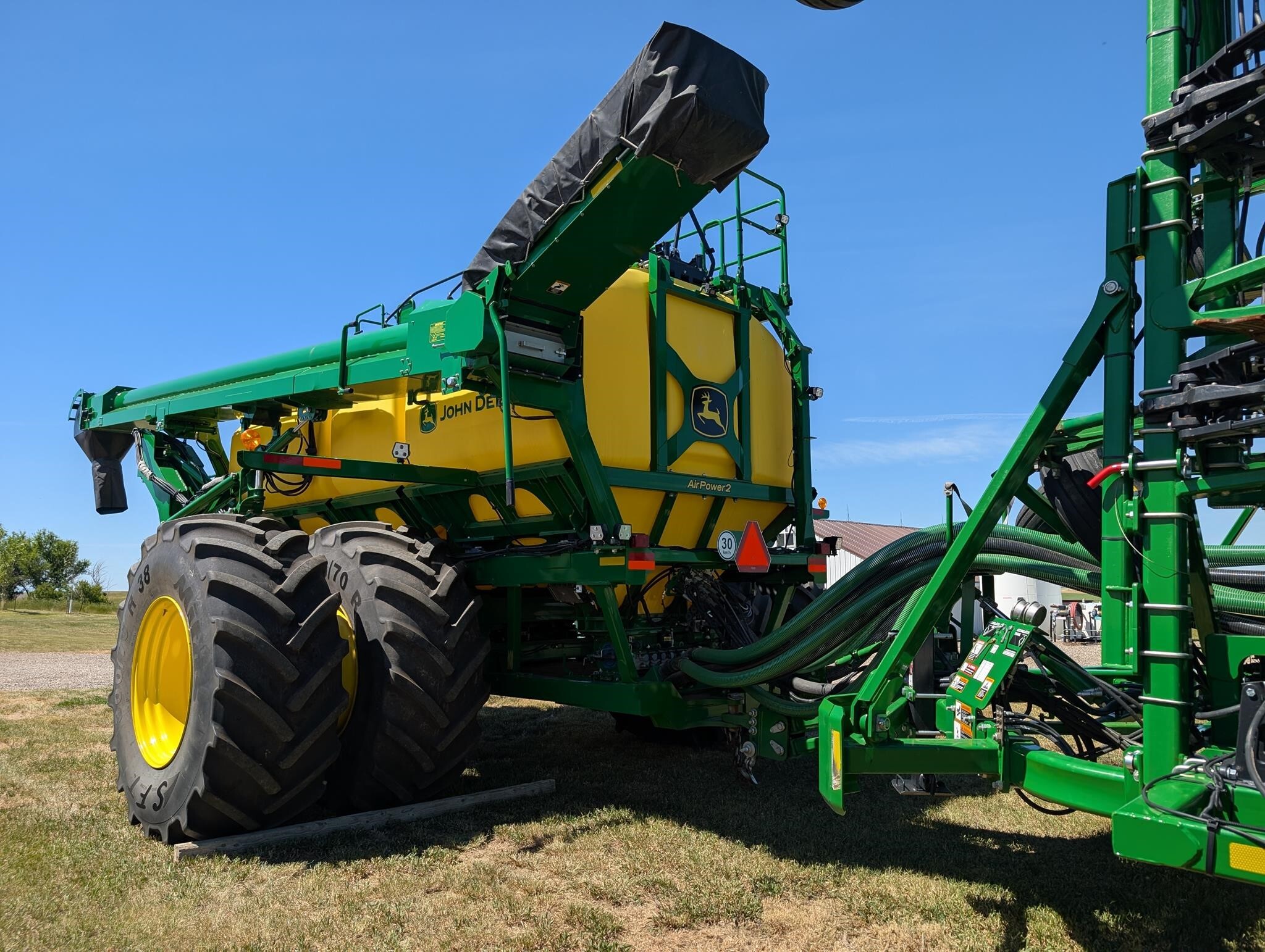 2021 John Deere P556 Air Seeder