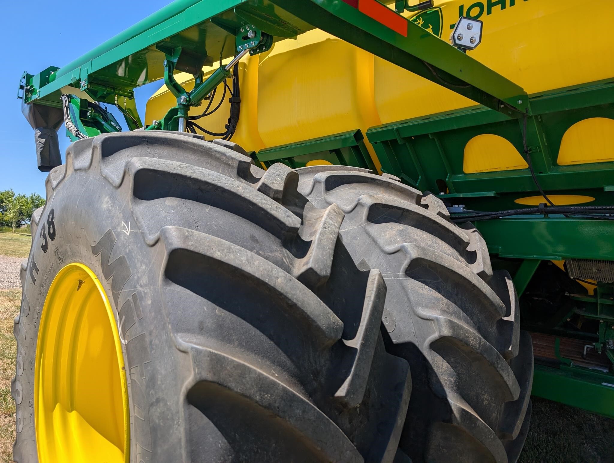 2021 John Deere P556 Air Seeder