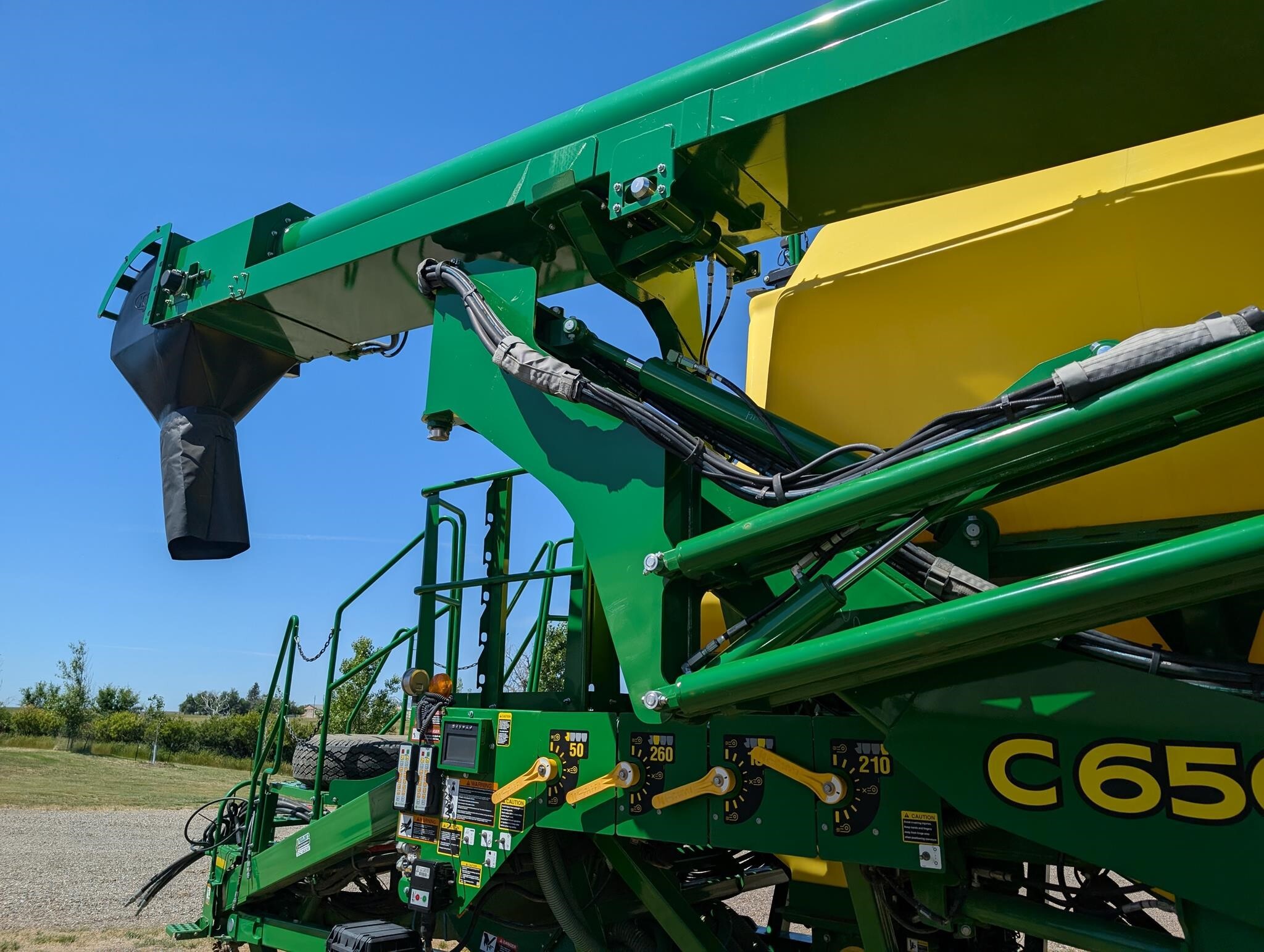 2021 John Deere P556 Air Seeder