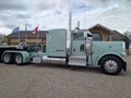 2021 Peterbilt 389 Semi Trucks/Trailer