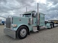 2021 Peterbilt 389 Semi Trucks/Trailer