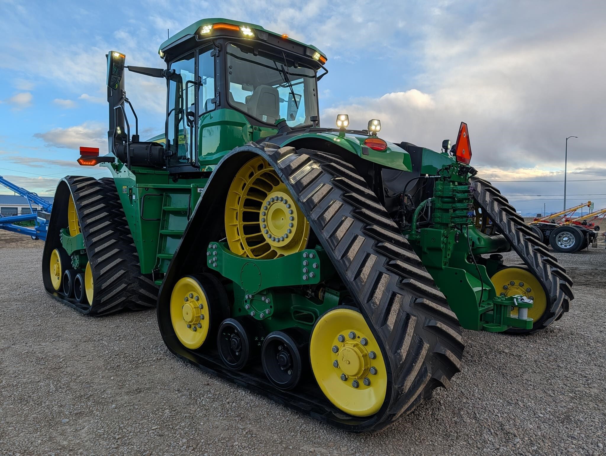 2022 John Deere 9RX 640 Tractor