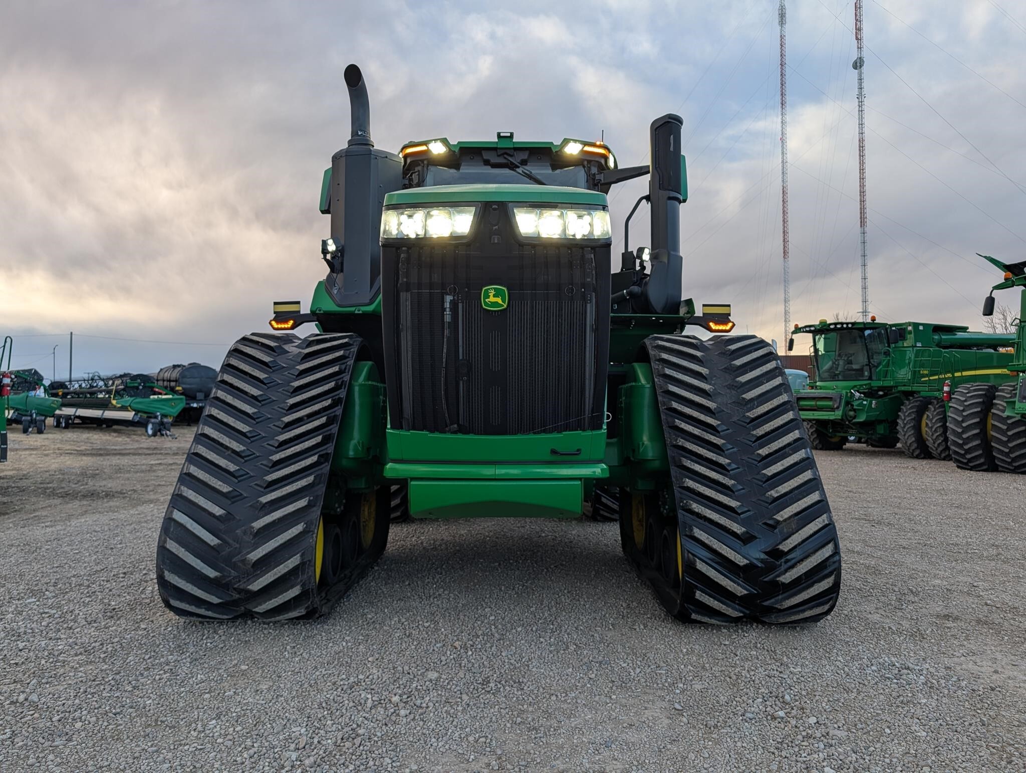 2022 John Deere 9RX 640 Tractor
